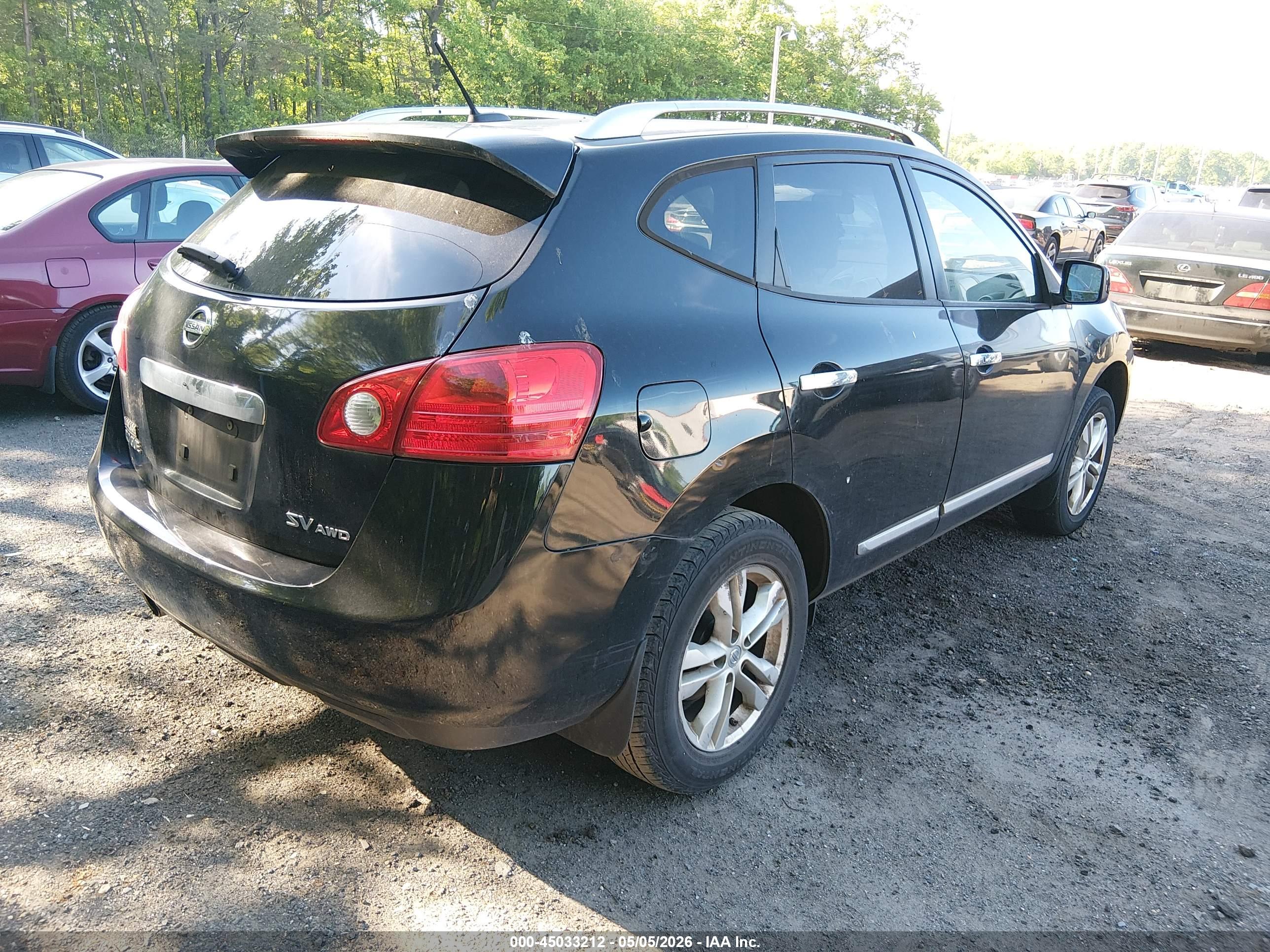 NISSAN ROGUE image 4