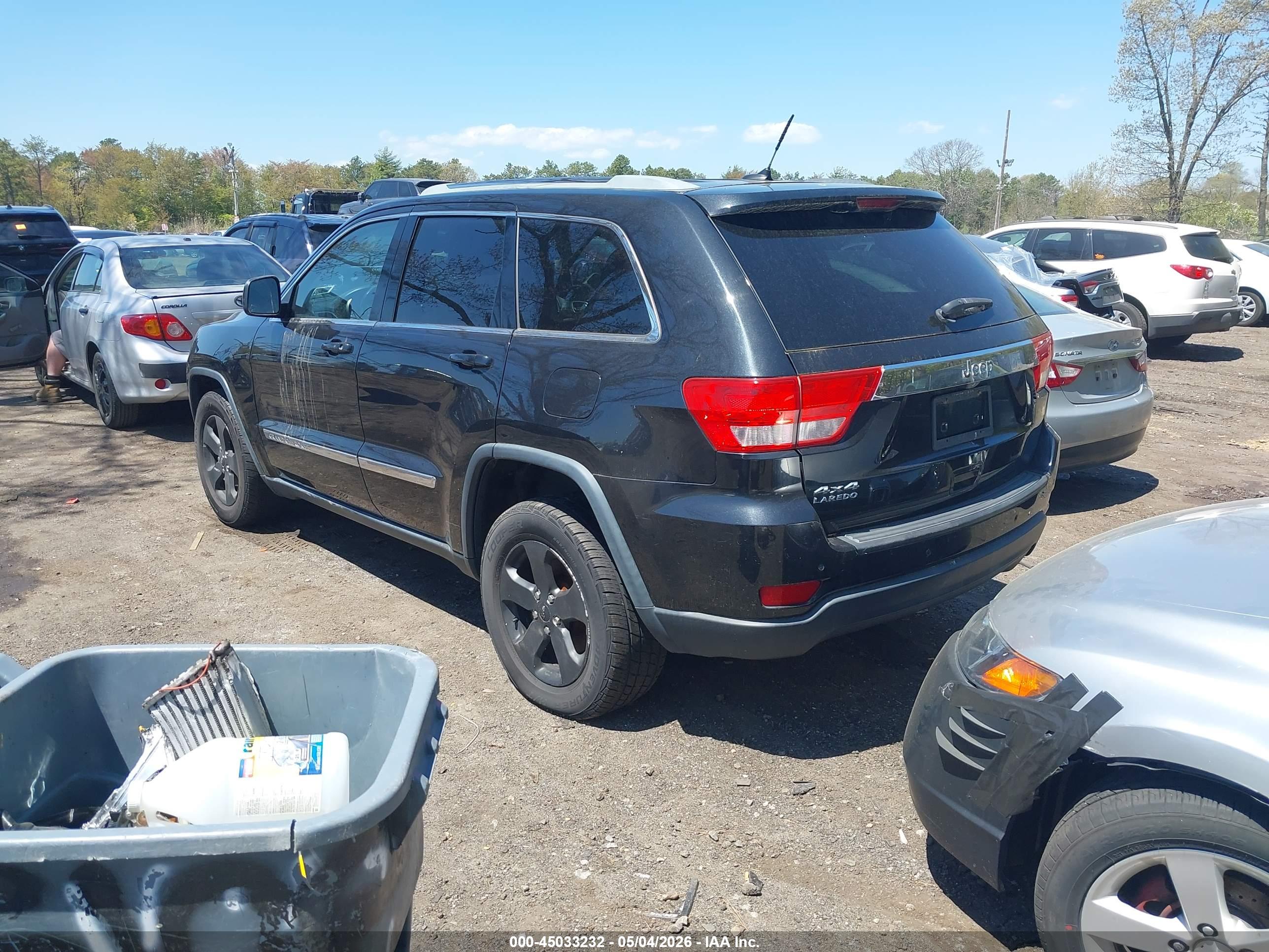 JEEP GRAND image 3