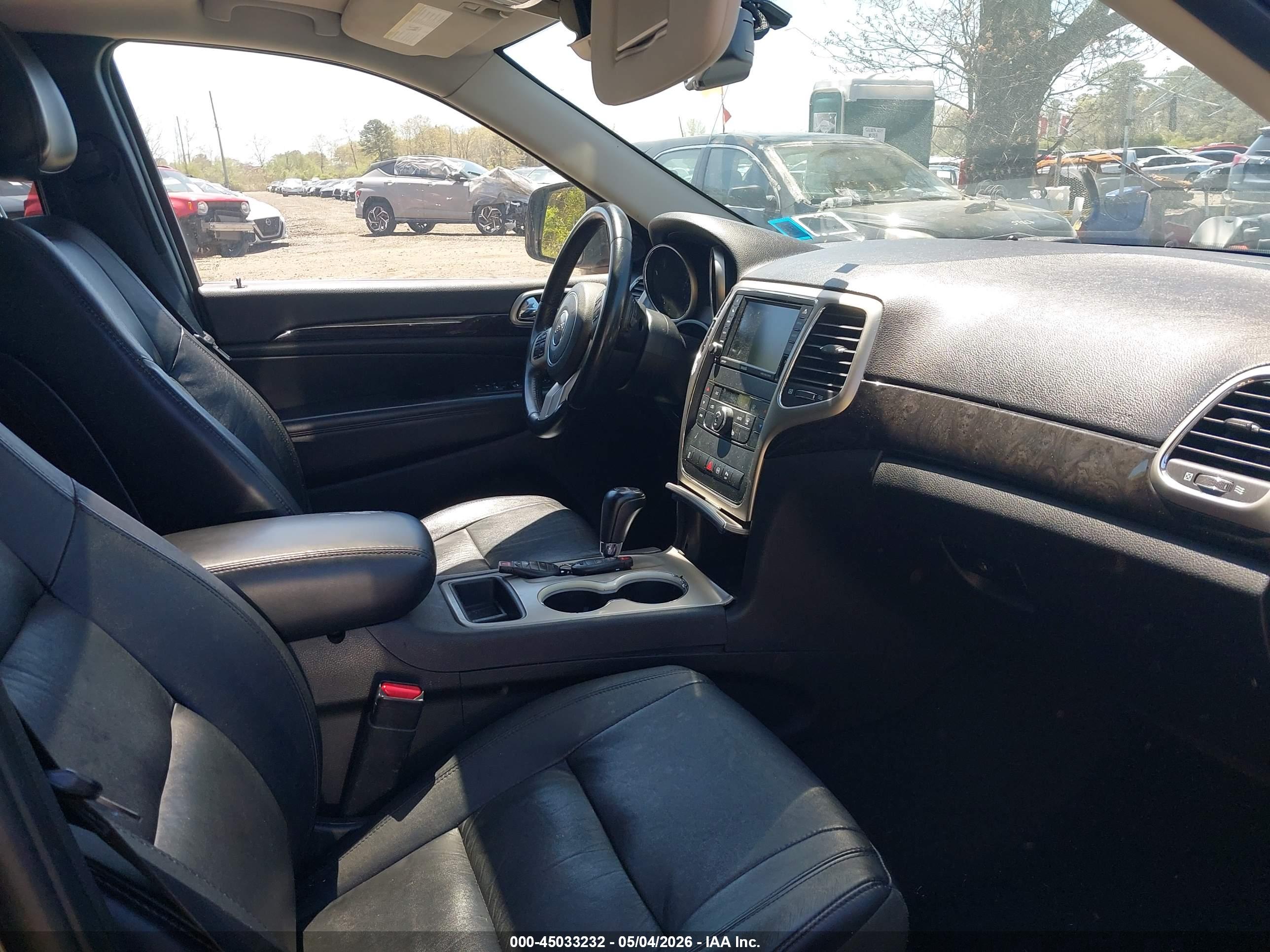 JEEP GRAND image 5