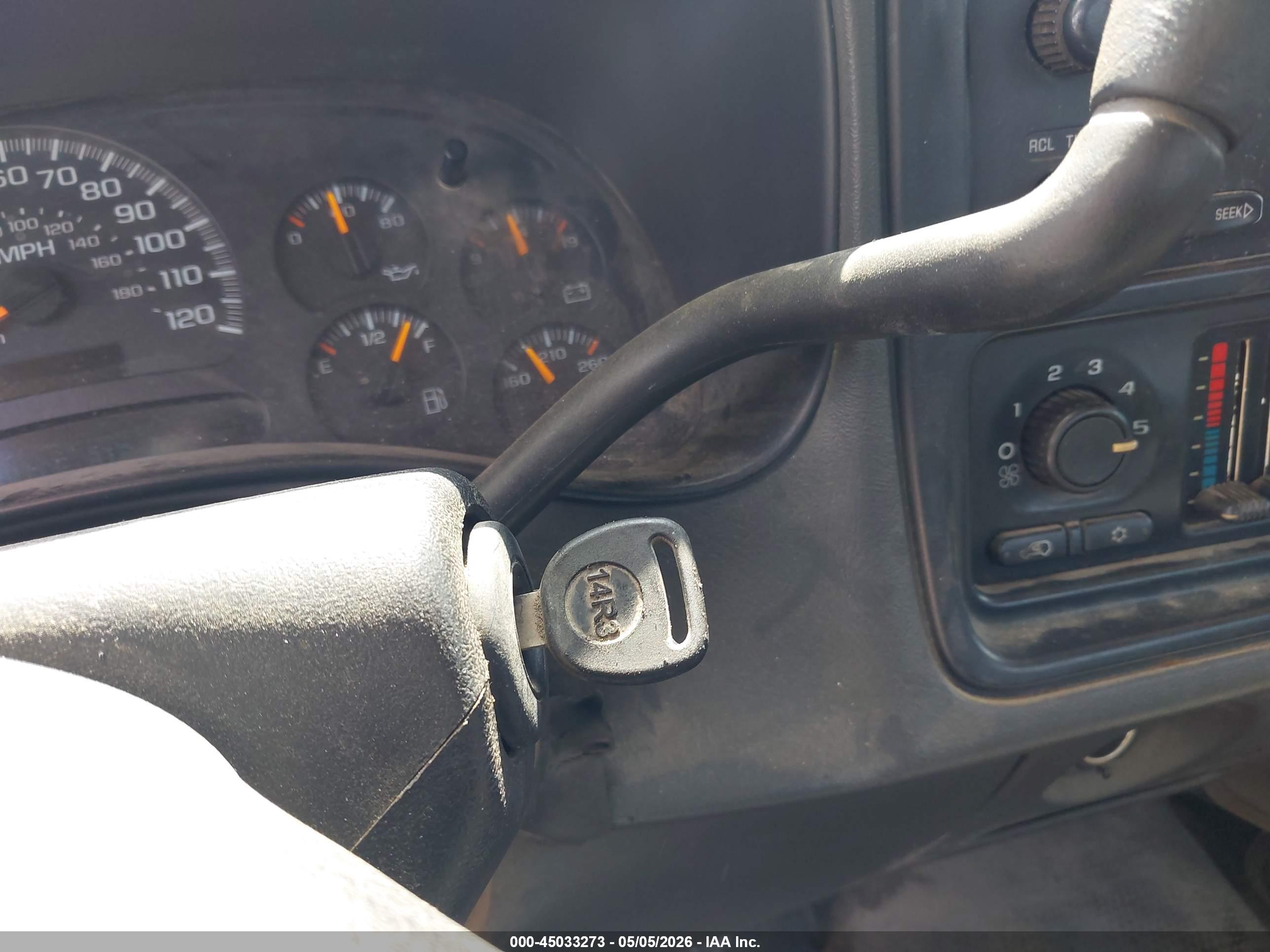 GMC SIERRA image 11