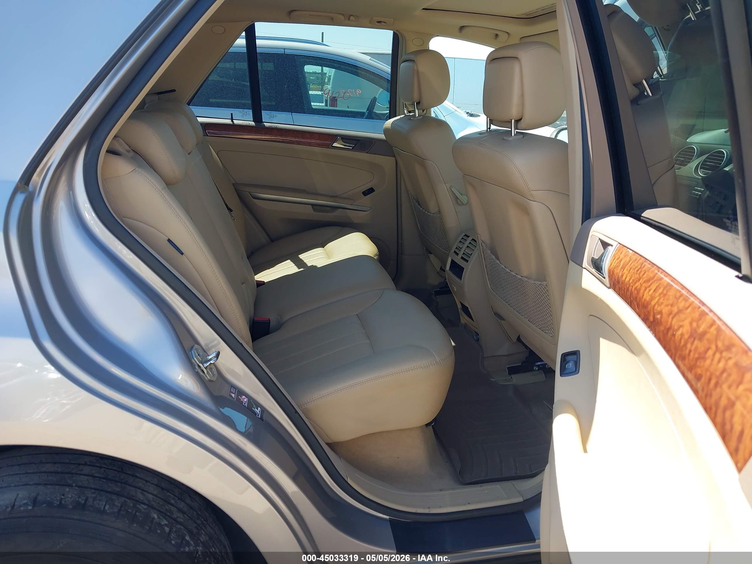 MERCEDES-BENZ ML image 8