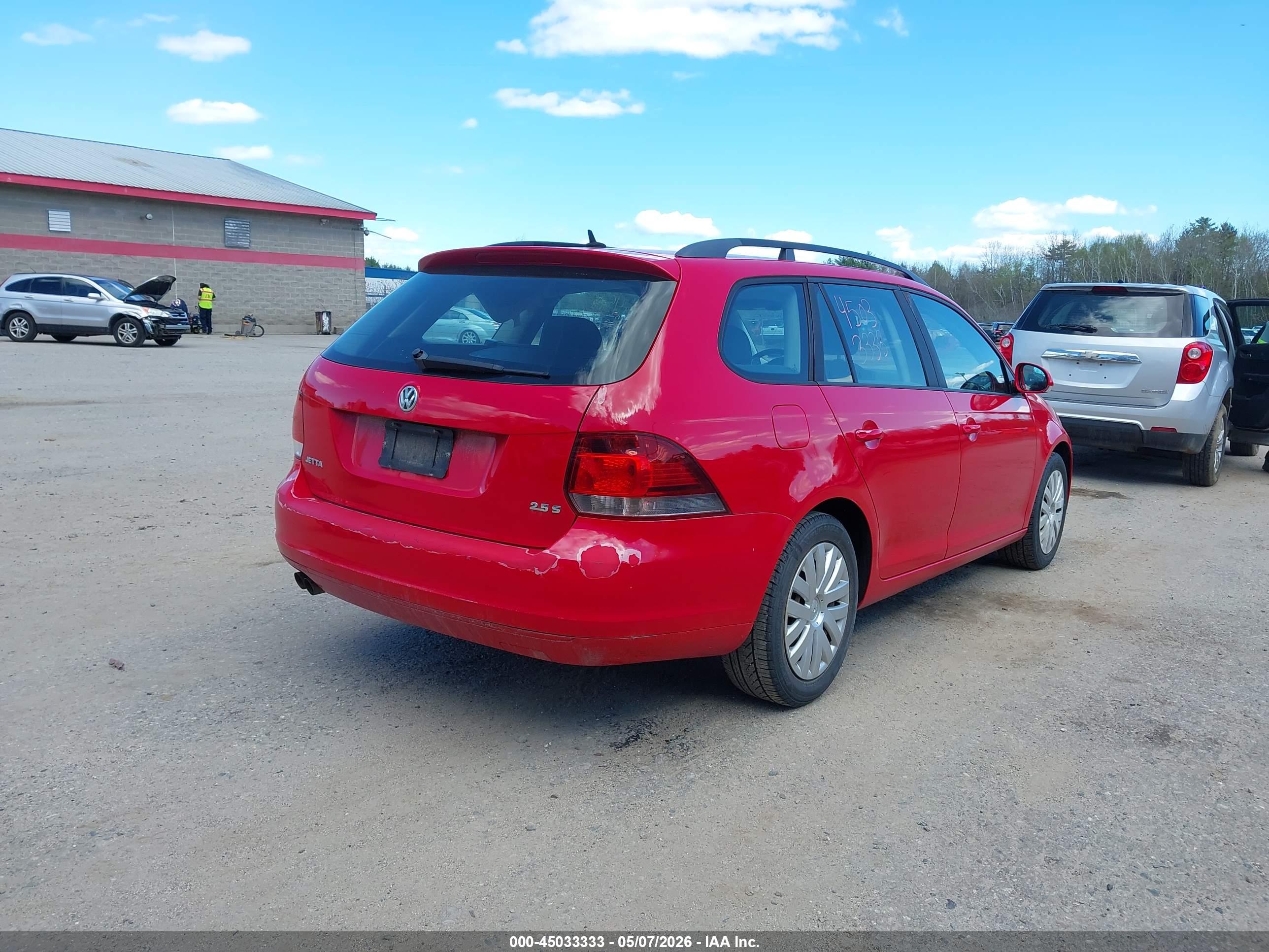 VOLKSWAGEN JETTA image 4