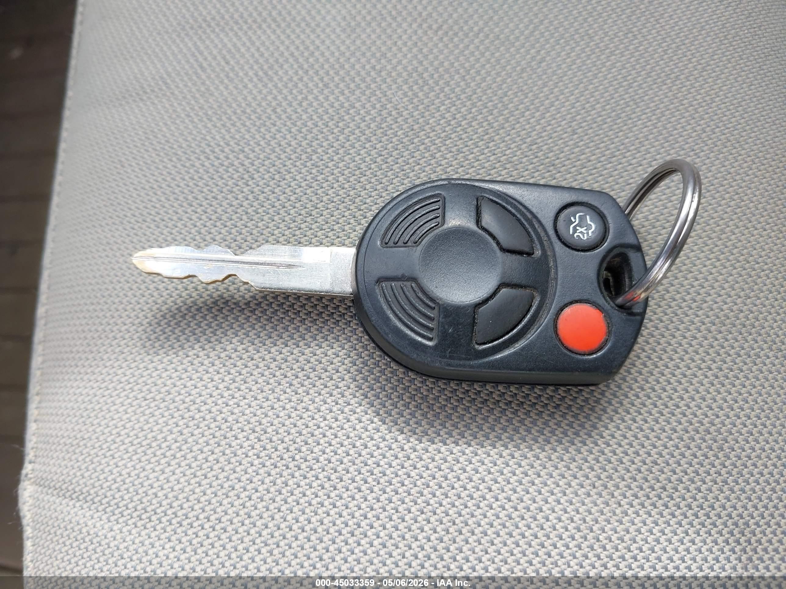 FORD FUSION image 11
