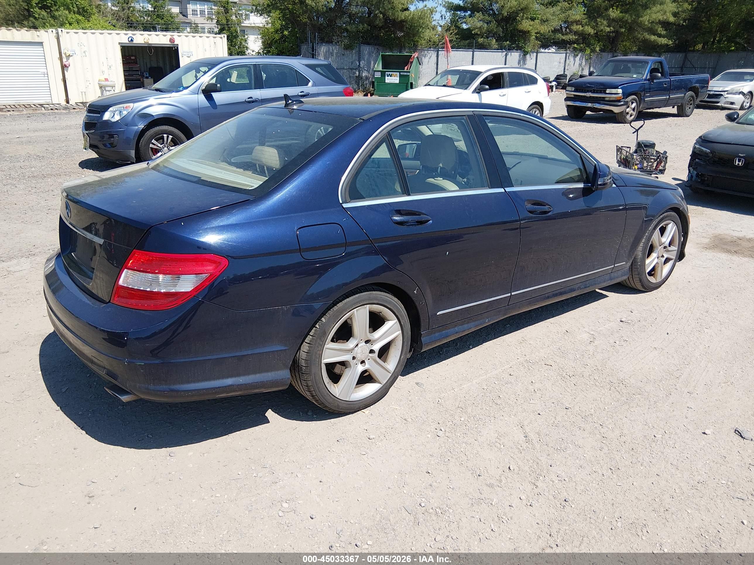 MERCEDES-BENZ C image 4