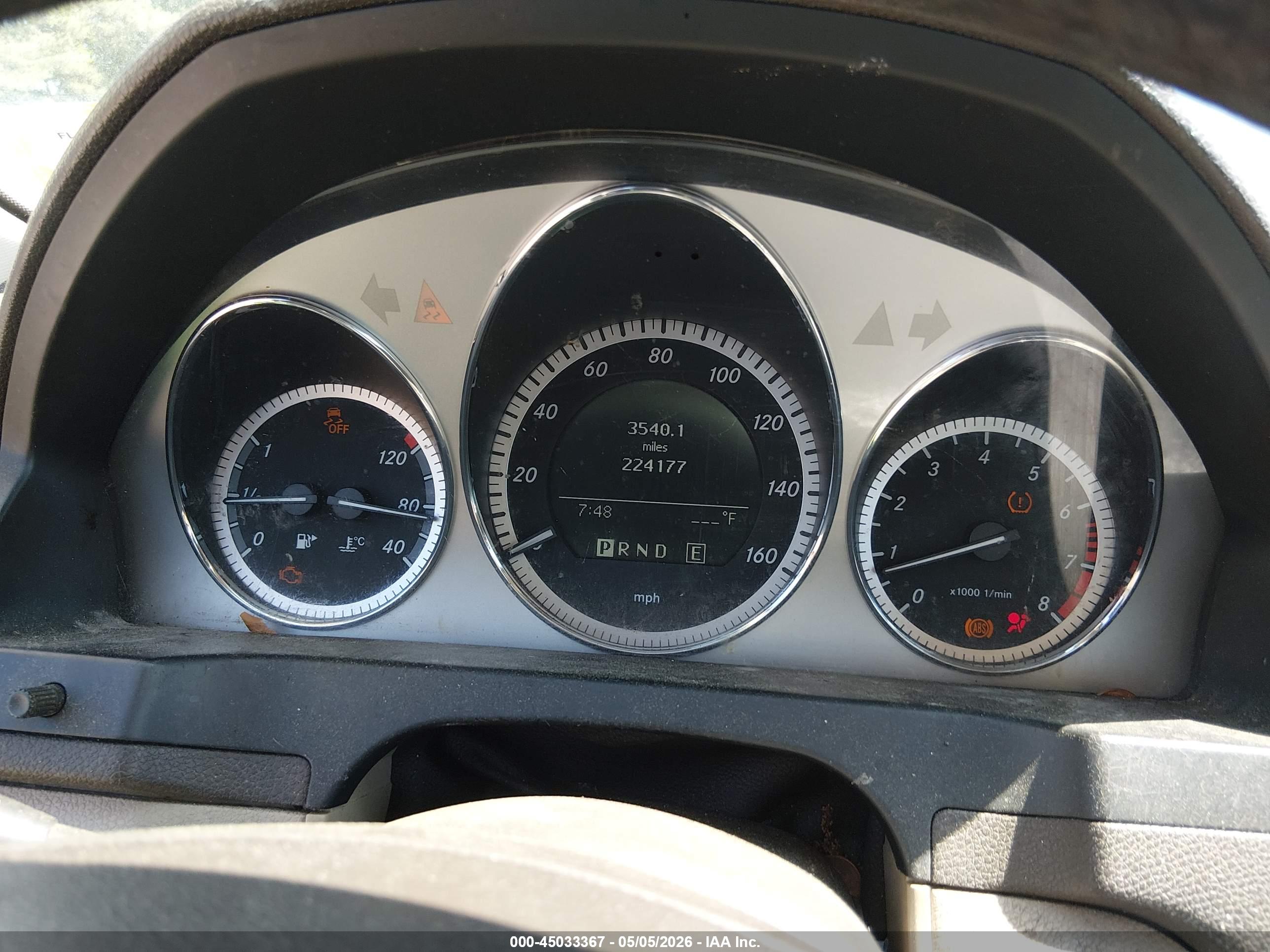 MERCEDES-BENZ C image 7