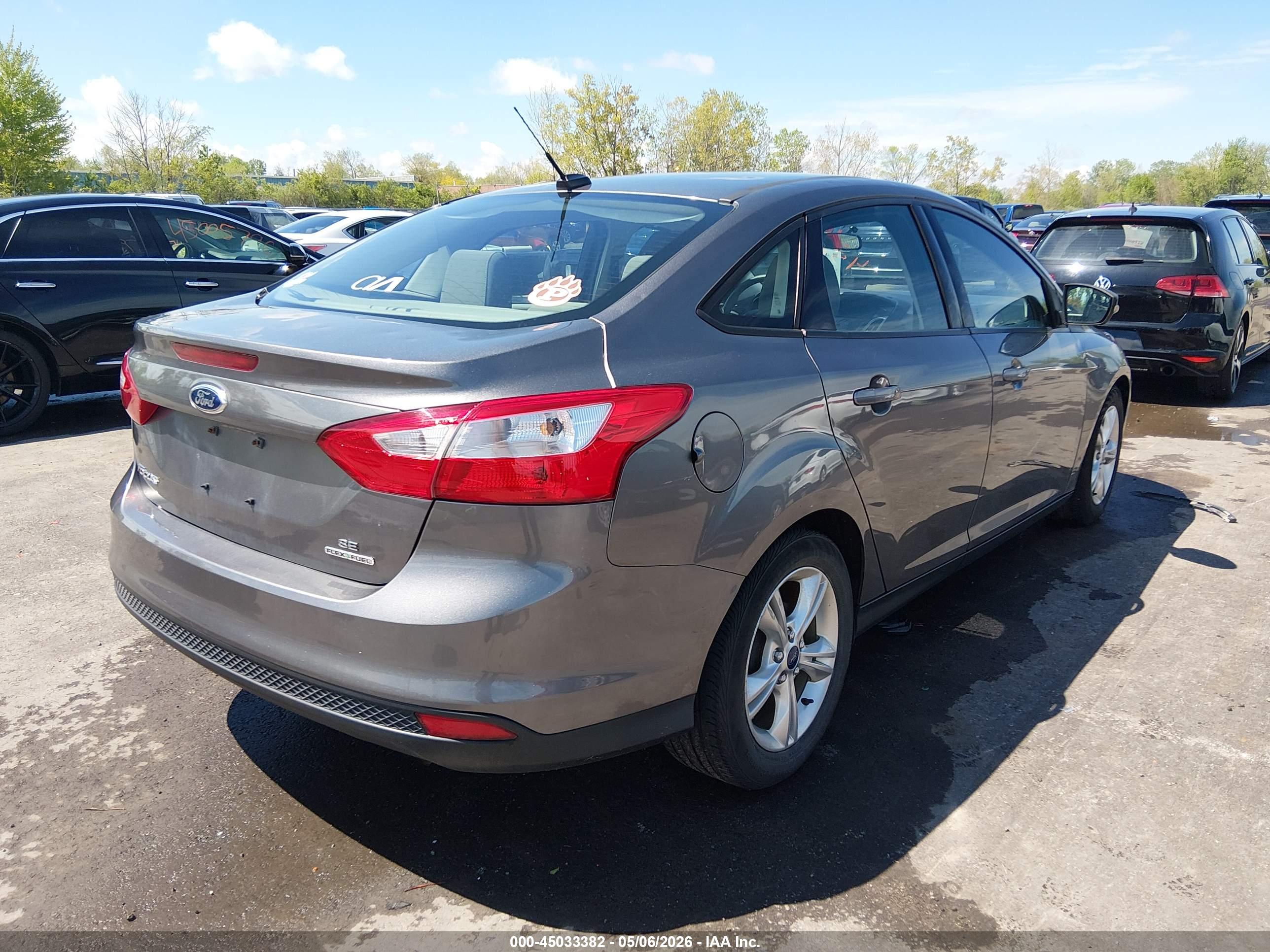 FORD FOCUS image 4