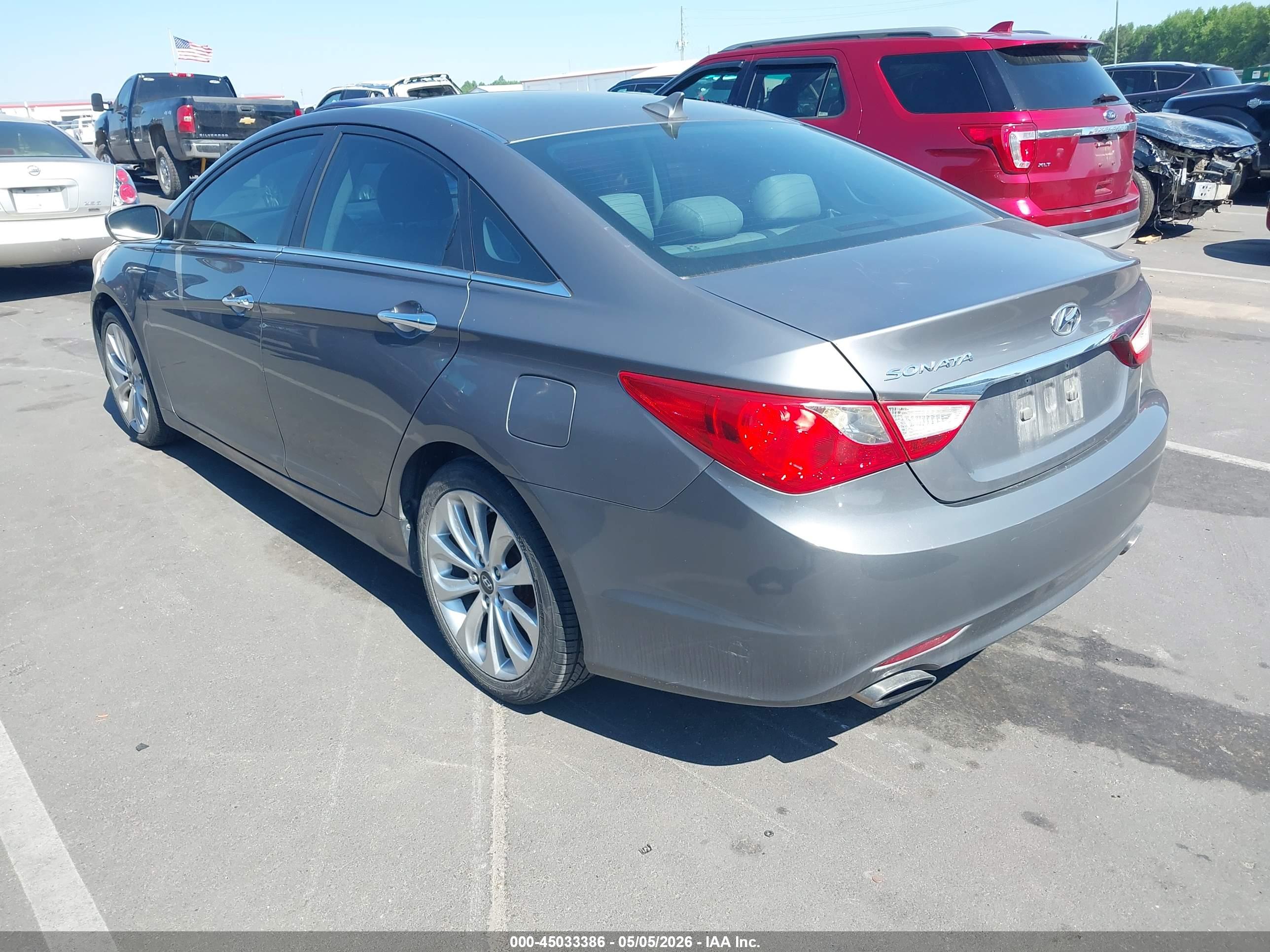 HYUNDAI SONATA image 3