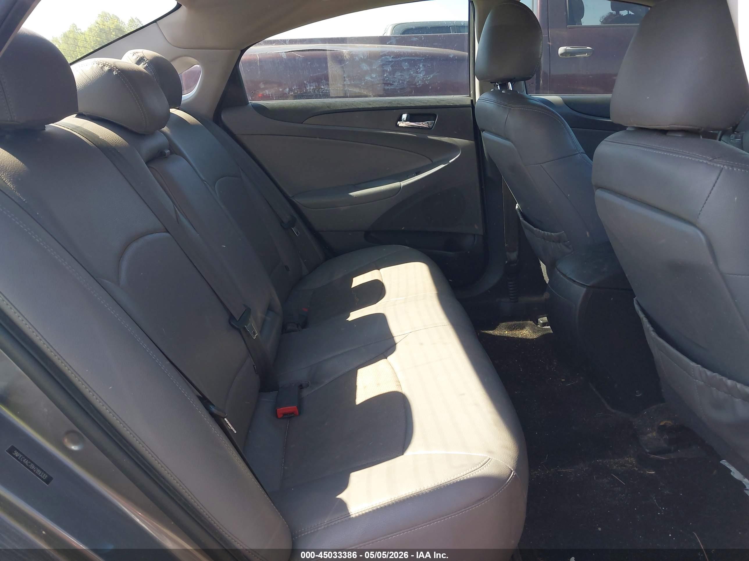 HYUNDAI SONATA image 8