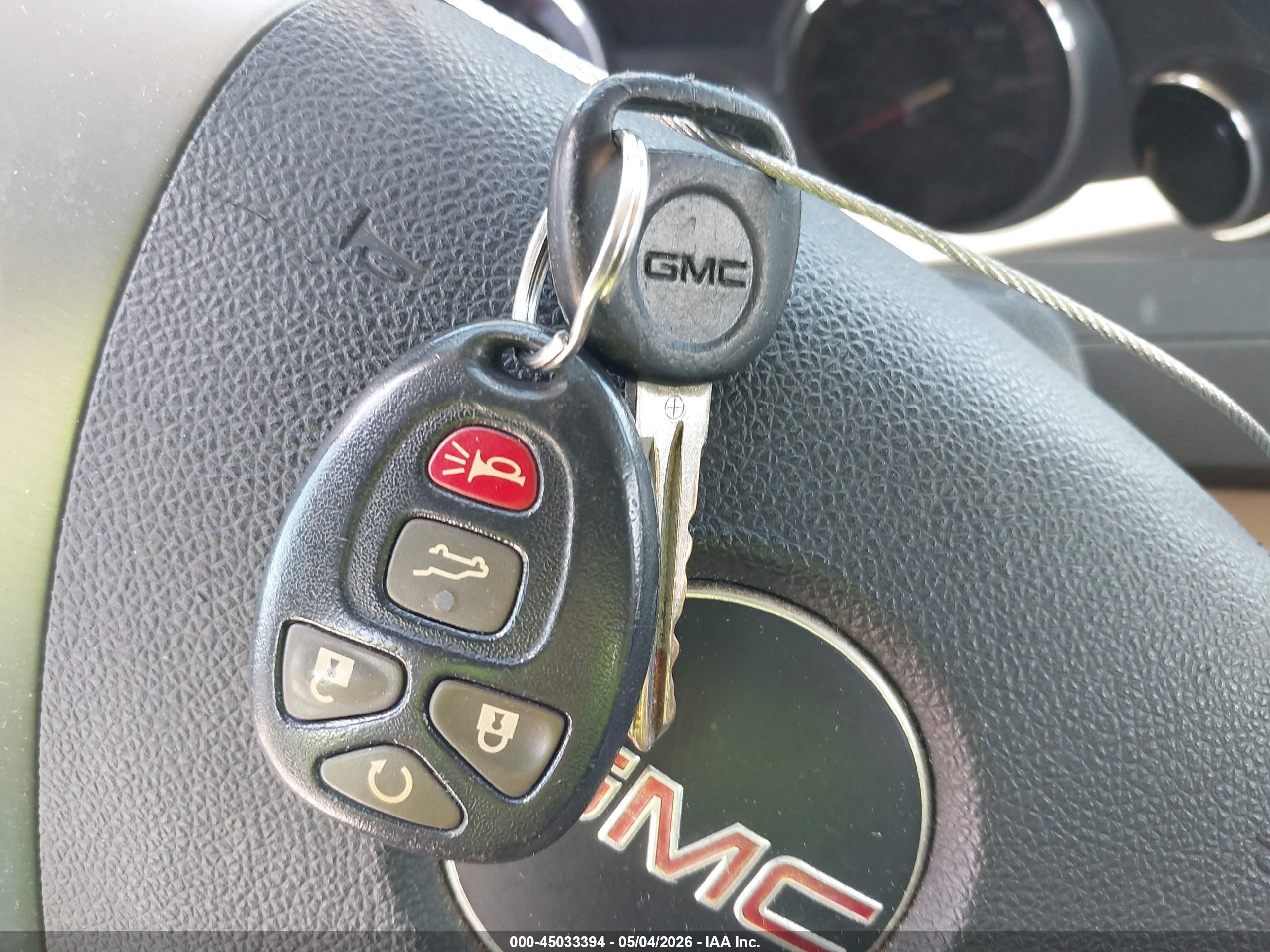 GMC ACADIA image 11