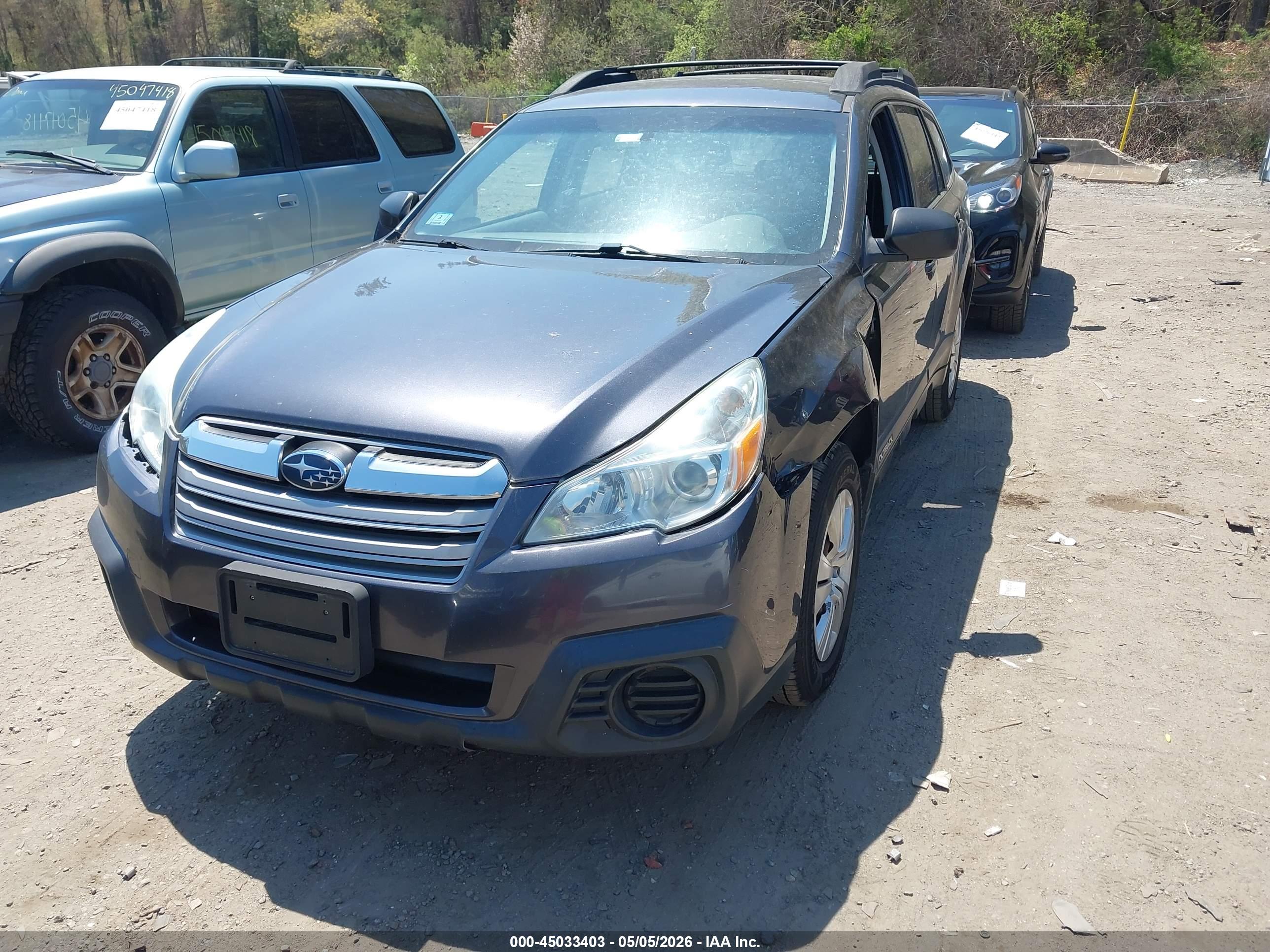 SUBARU OUTBACK image 2