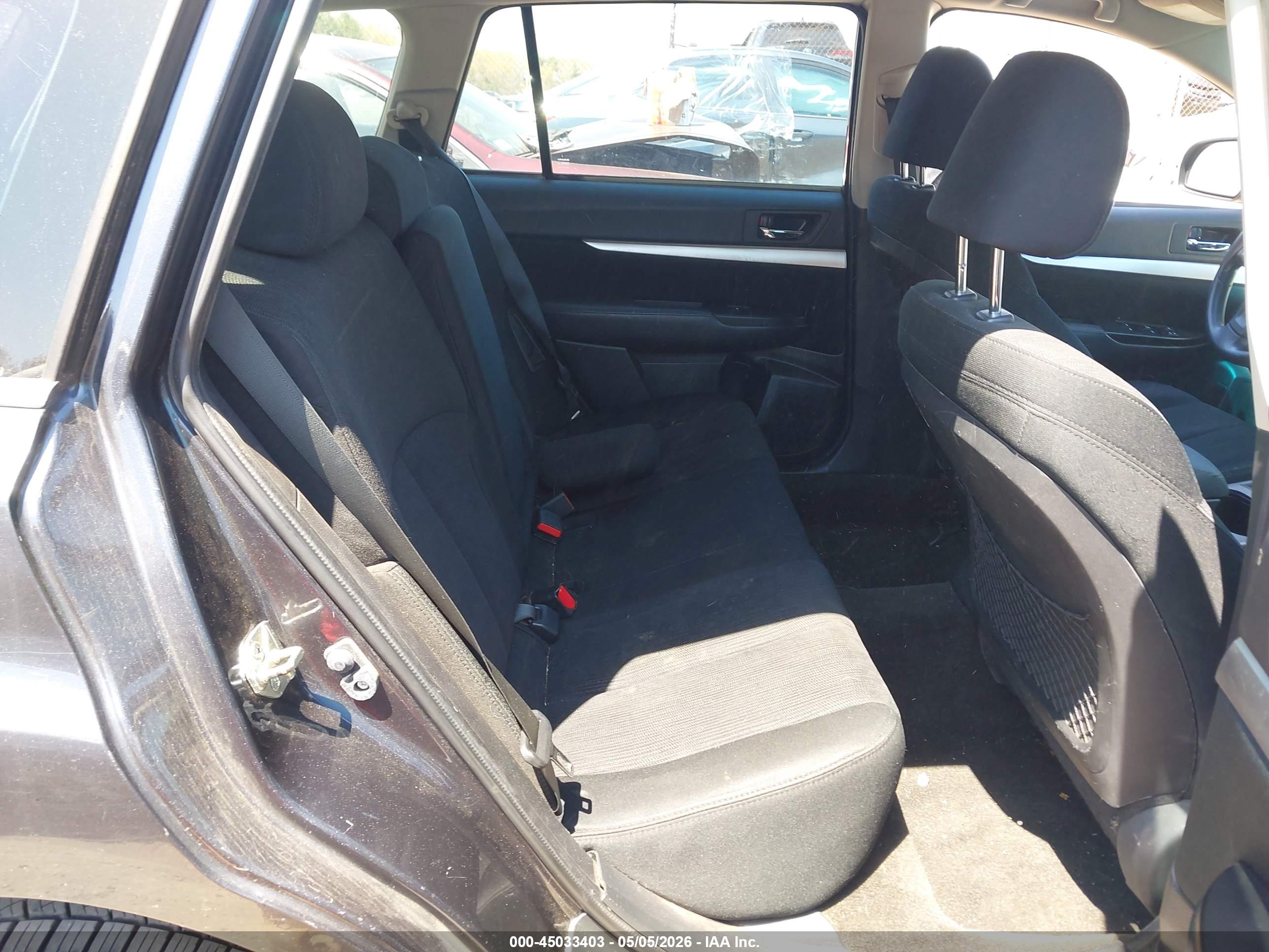 SUBARU OUTBACK image 8