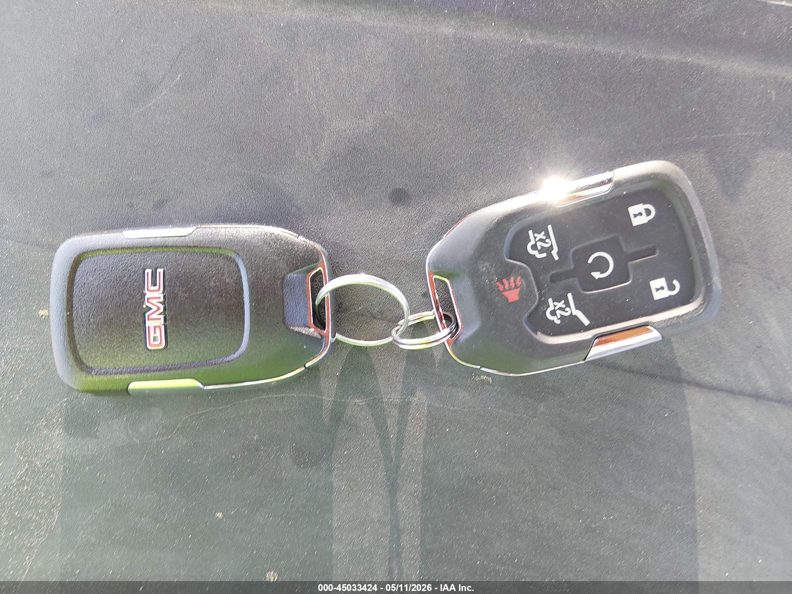 GMC YUKON image 11
