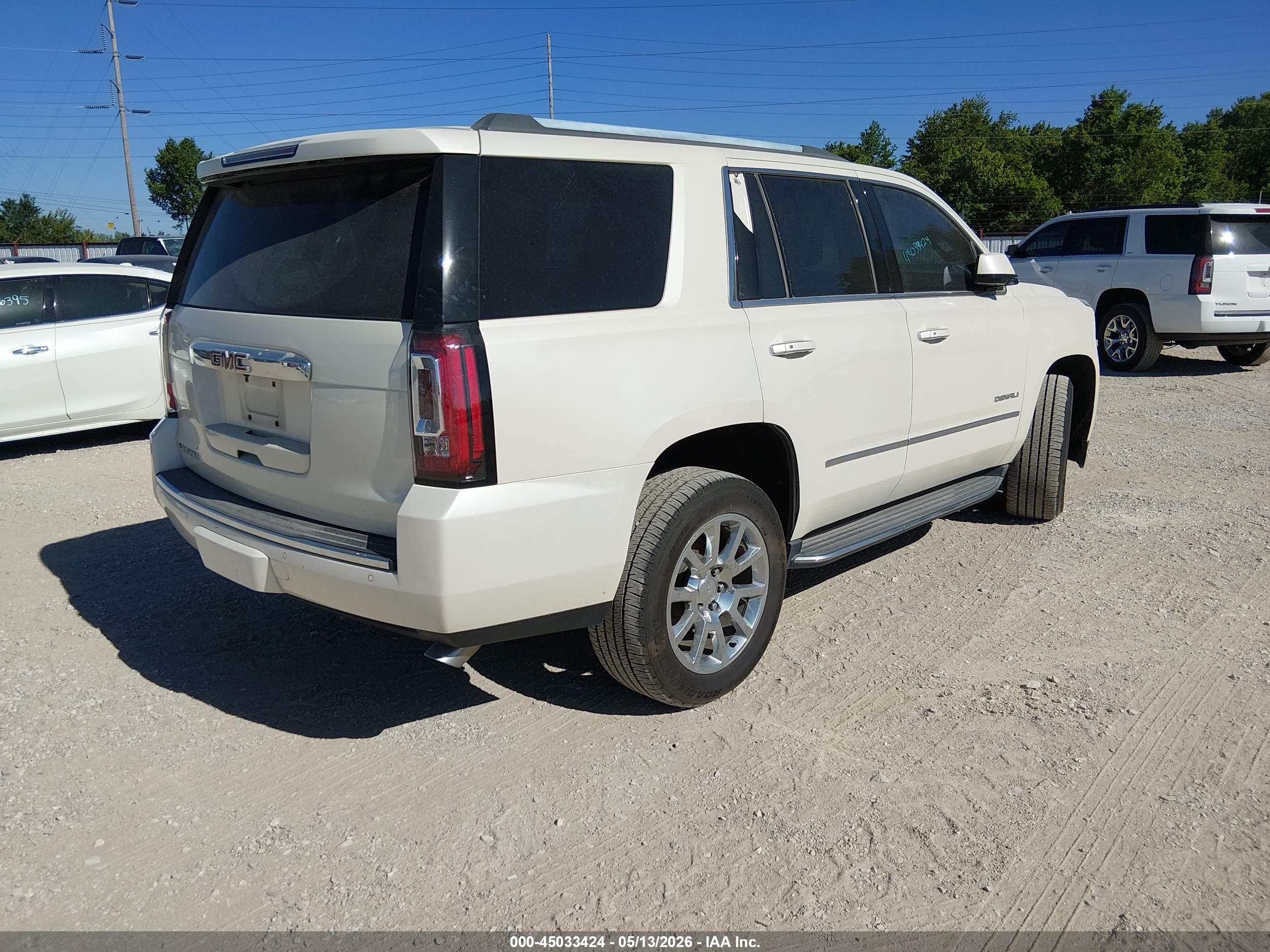 GMC YUKON image 4