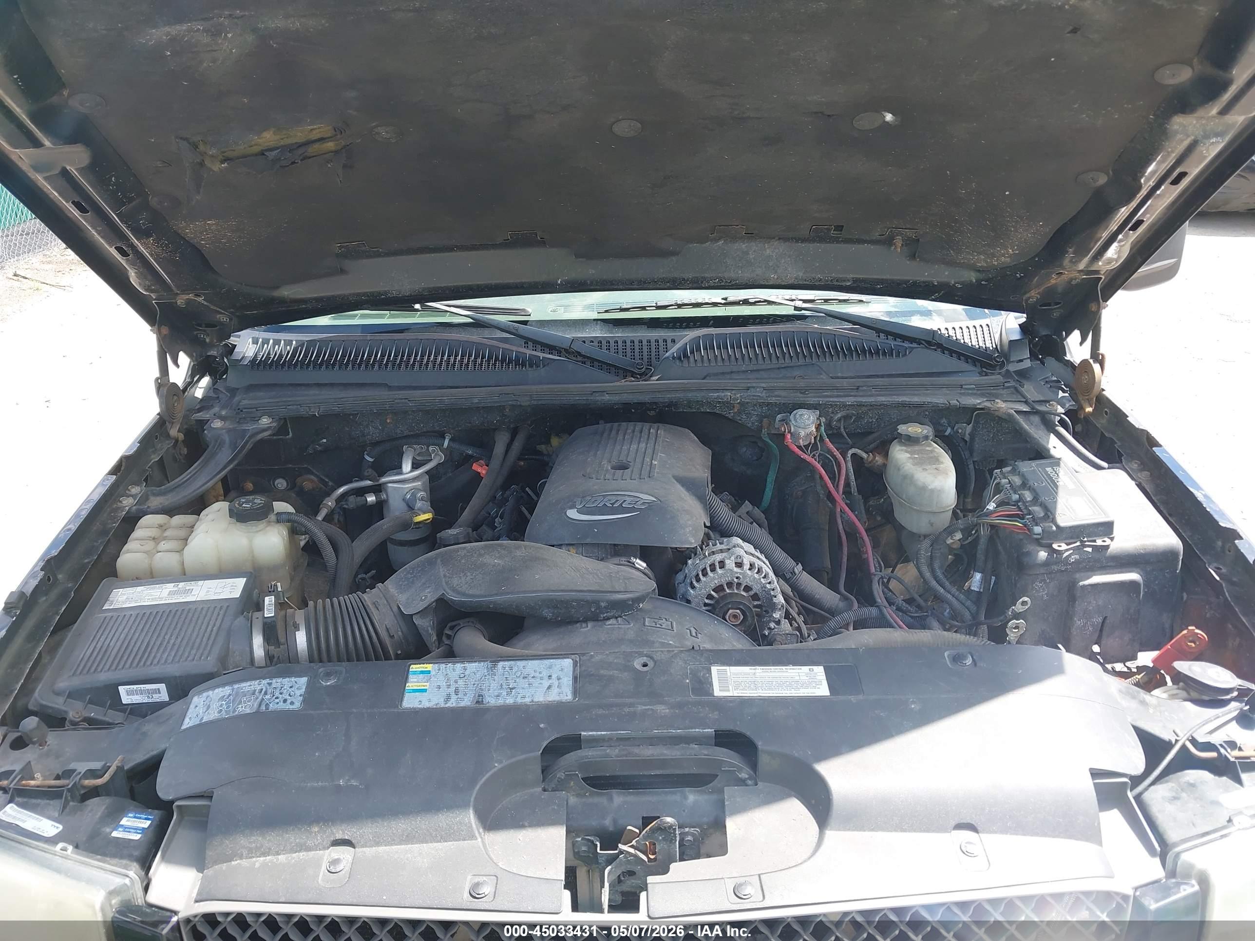 CHEVROLET SILVERADO image 10