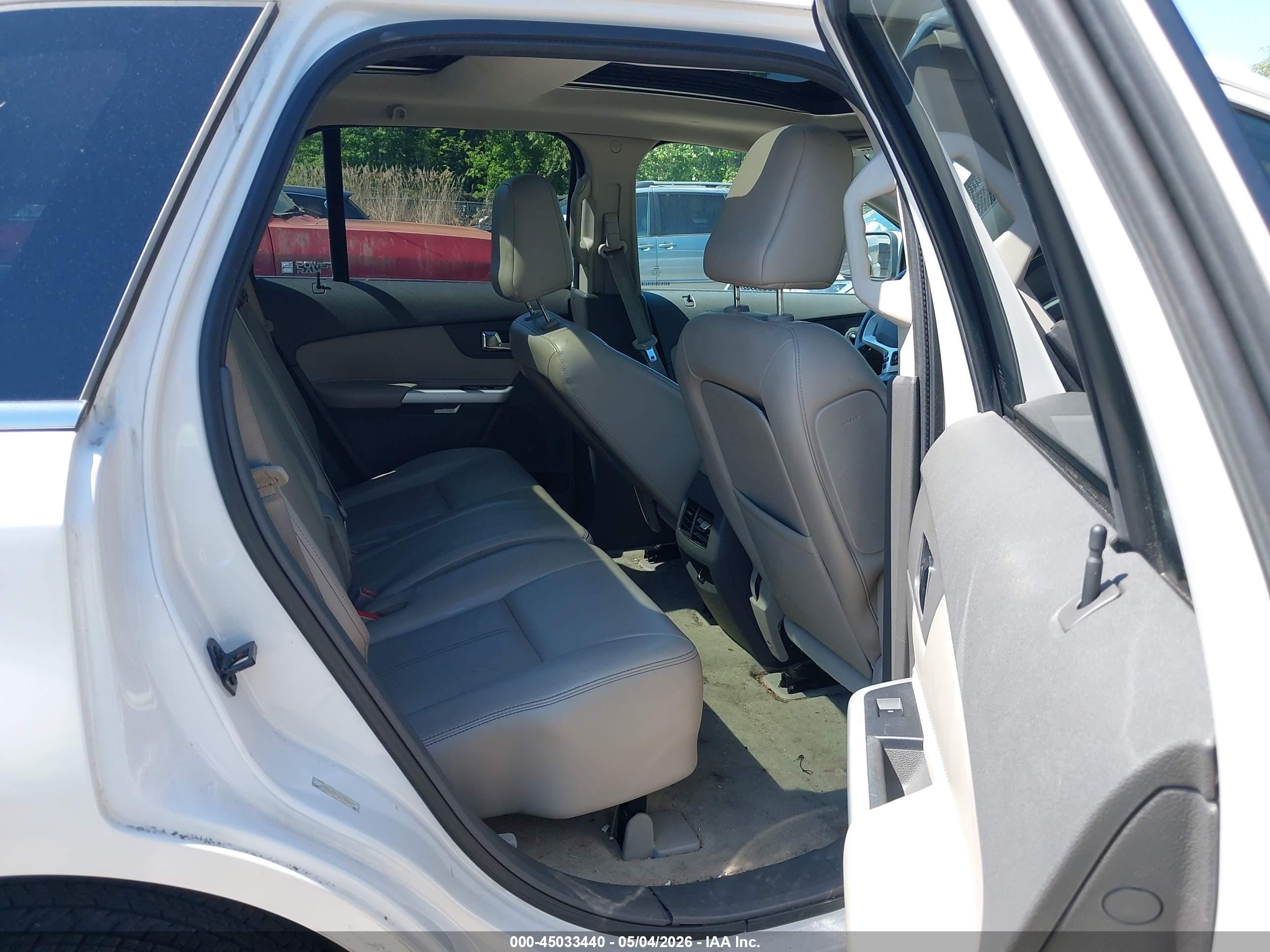 FORD EDGE image 8