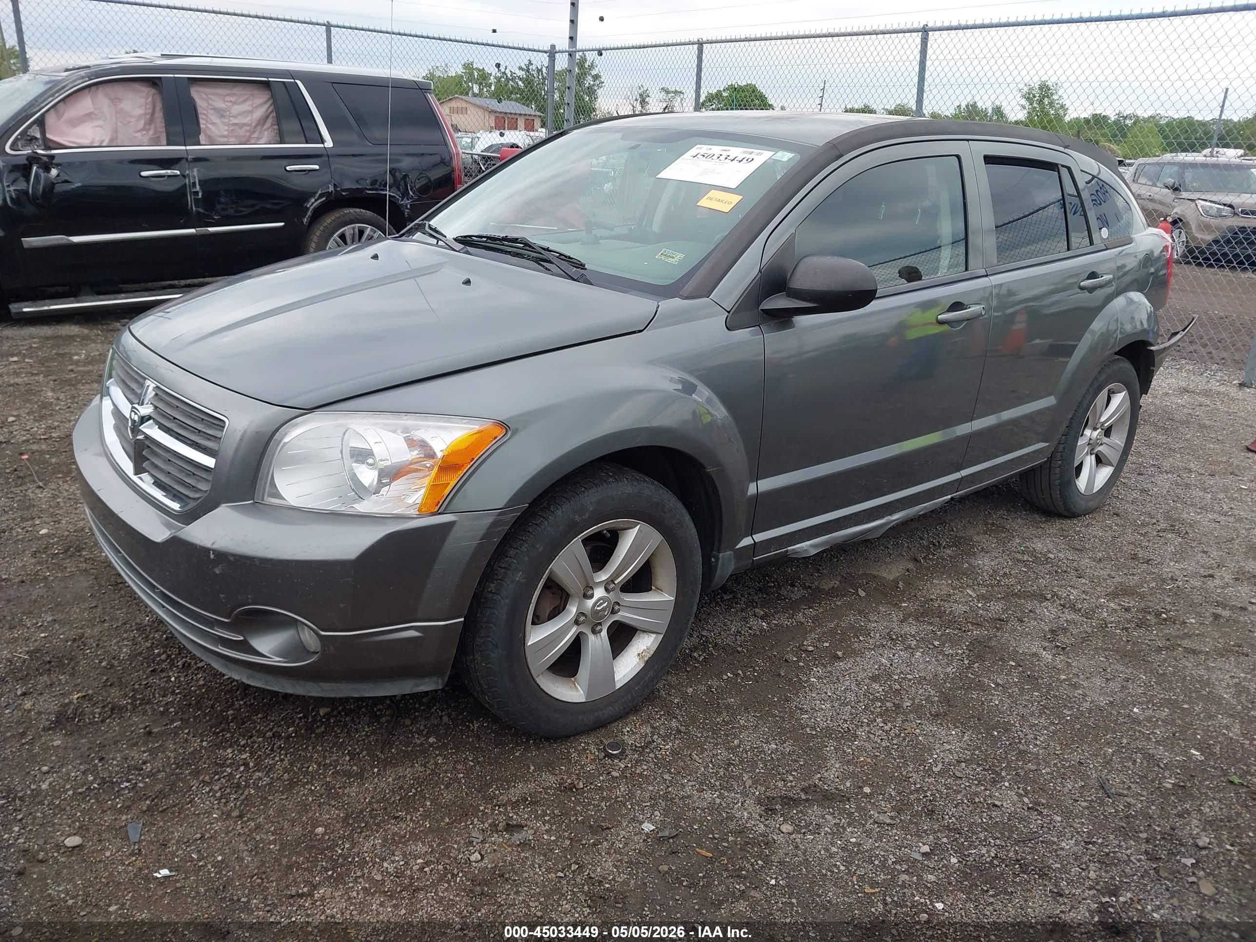 DODGE CALIBER image 2