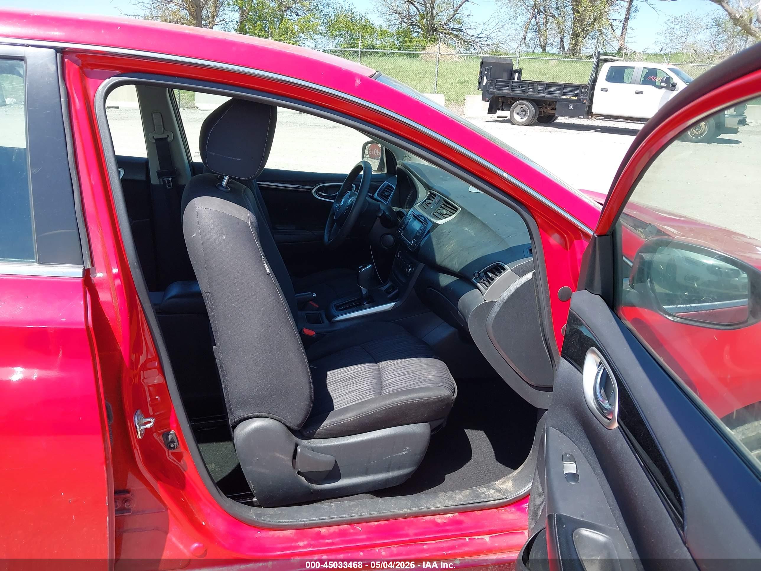 NISSAN SENTRA image 5