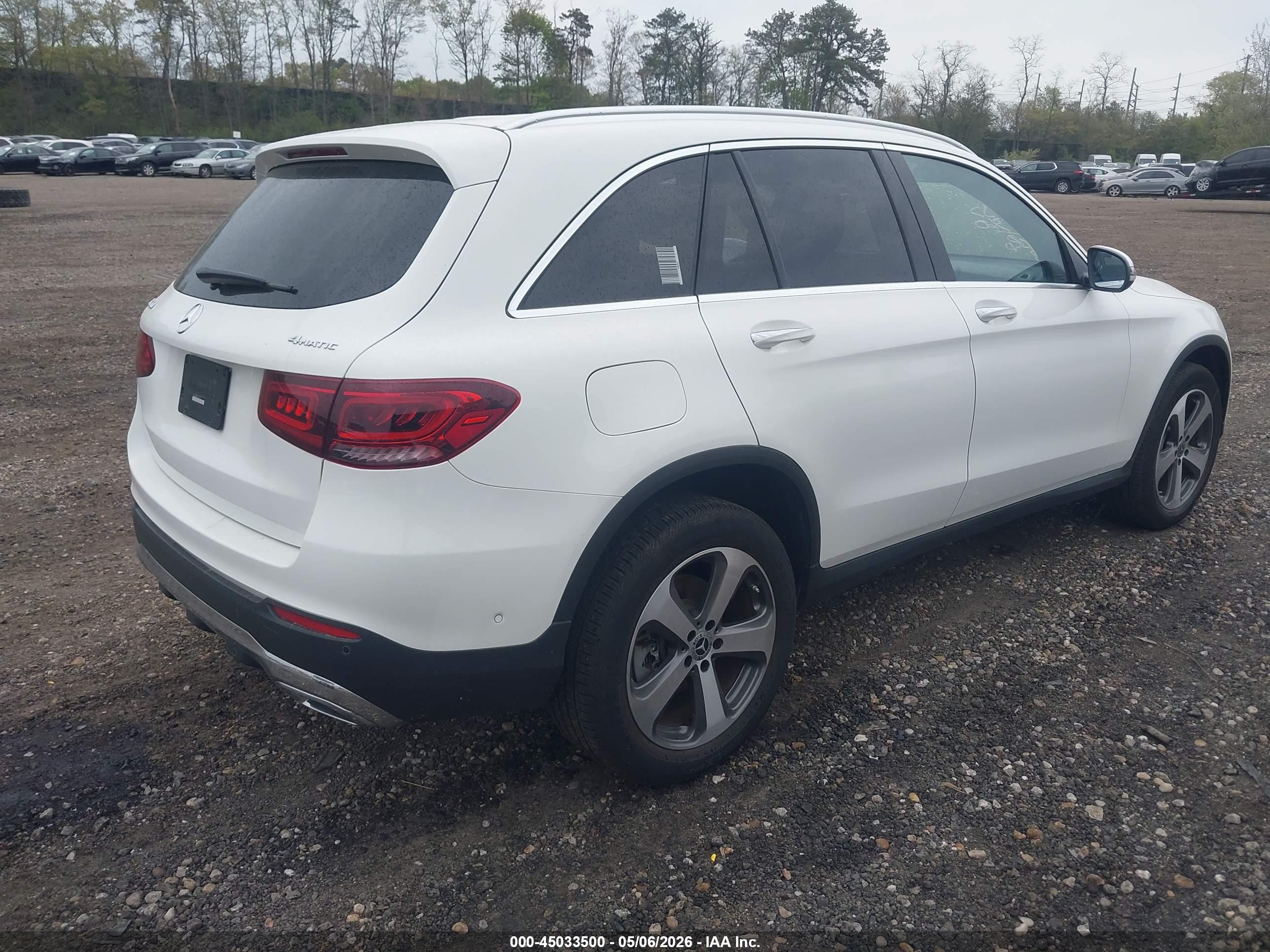 MERCEDES-BENZ GLC image 4