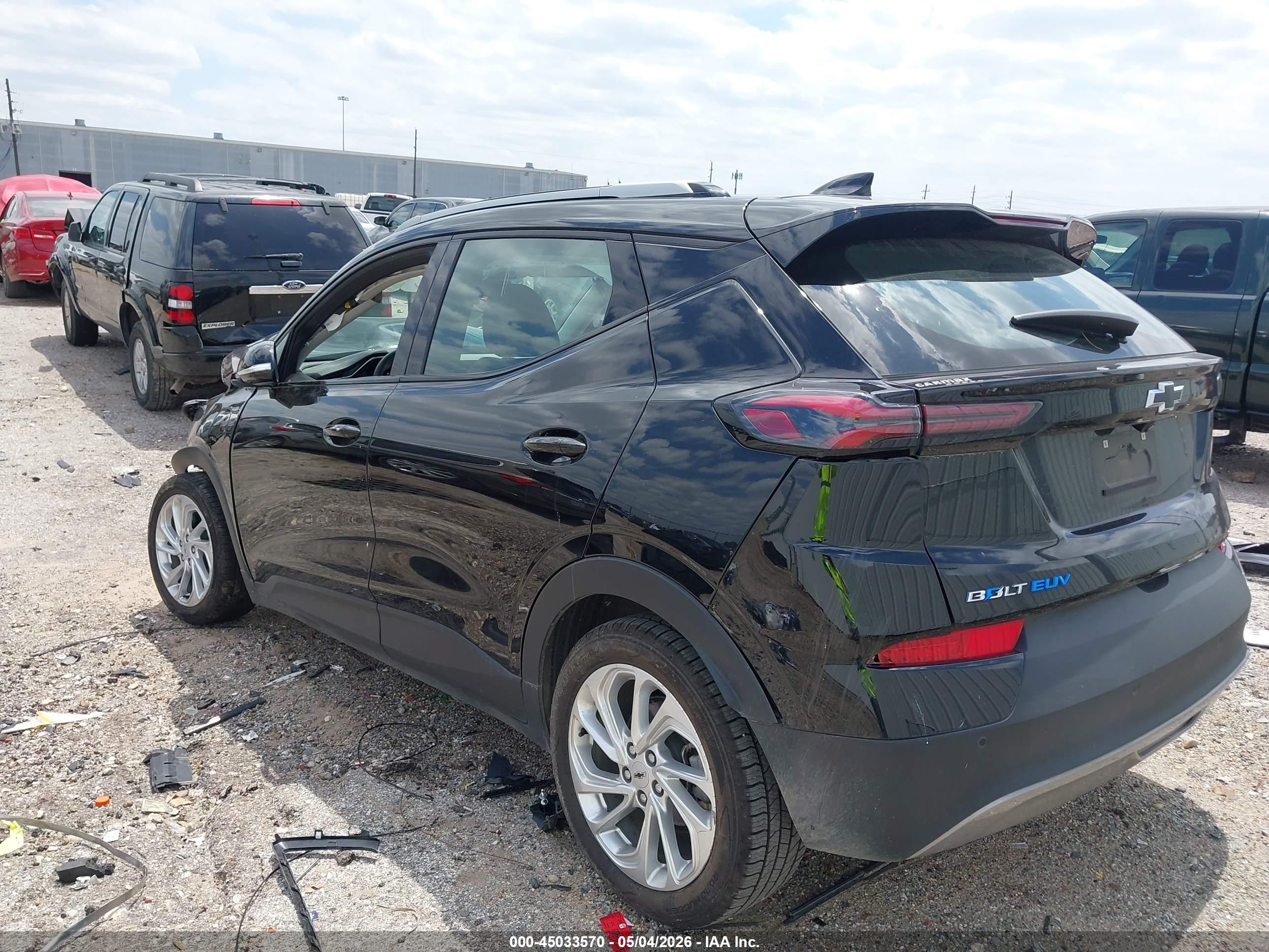 CHEVROLET BOLT image 3