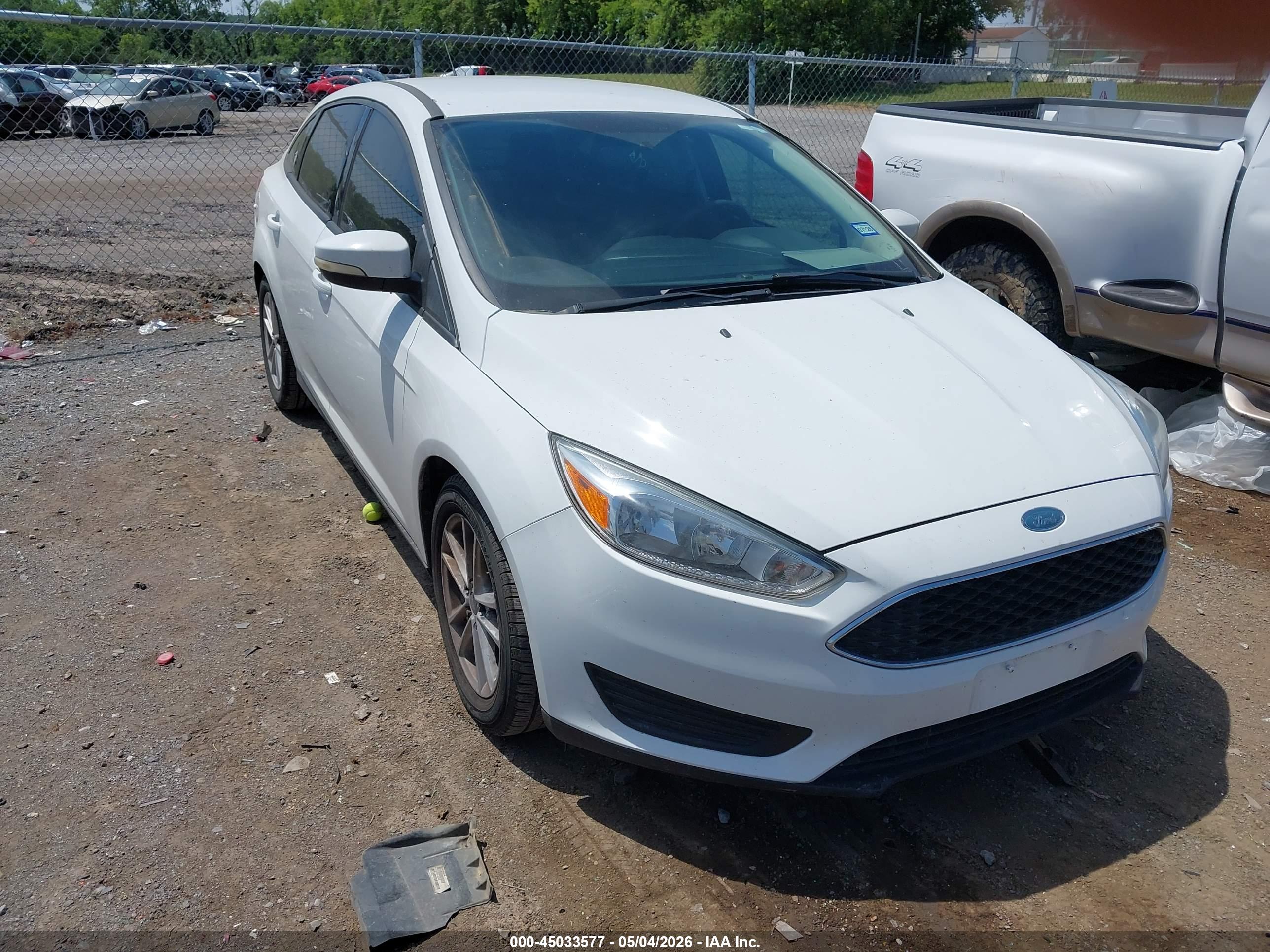 FORD FOCUS image 6