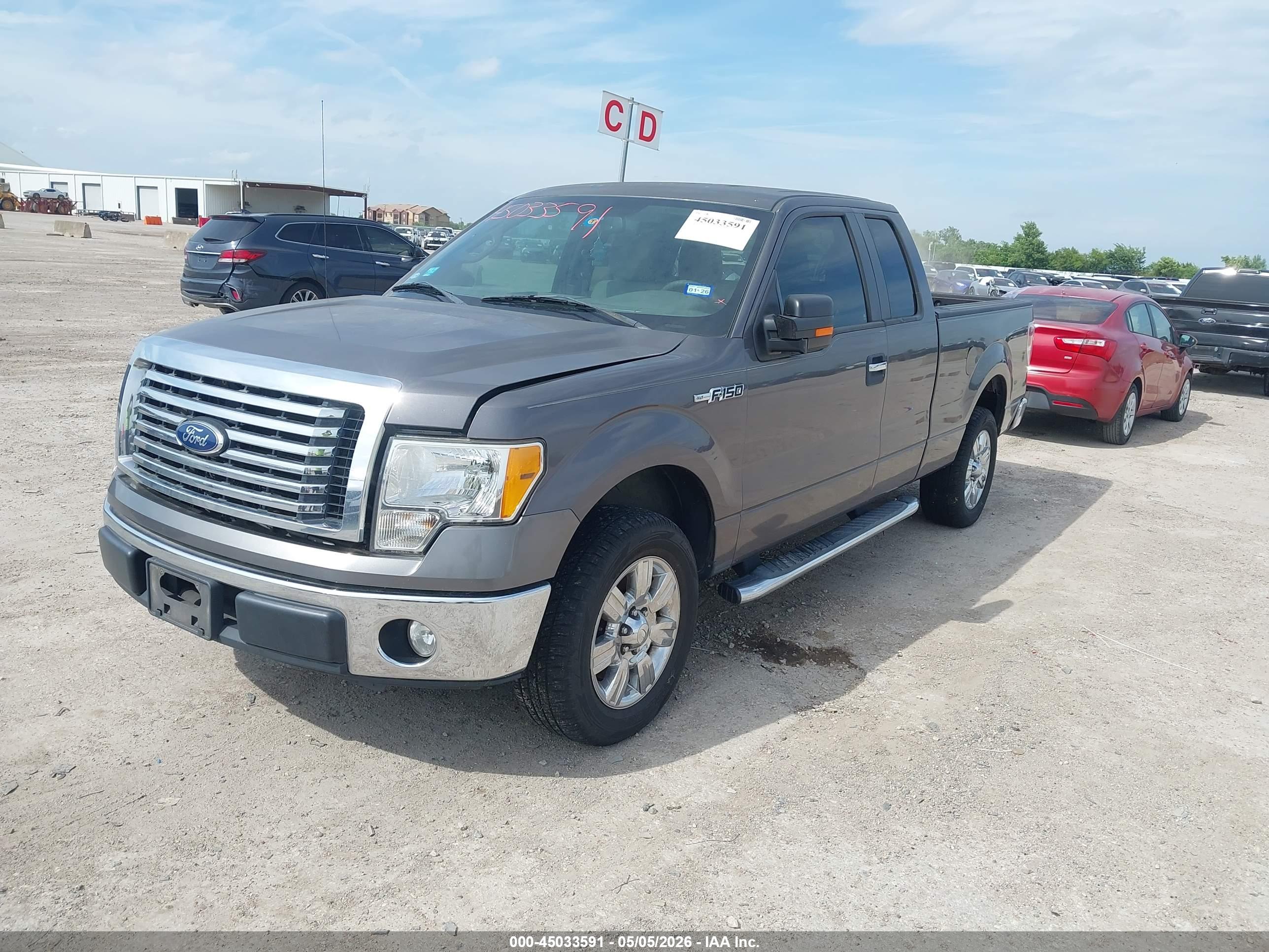 FORD F-150 image 2