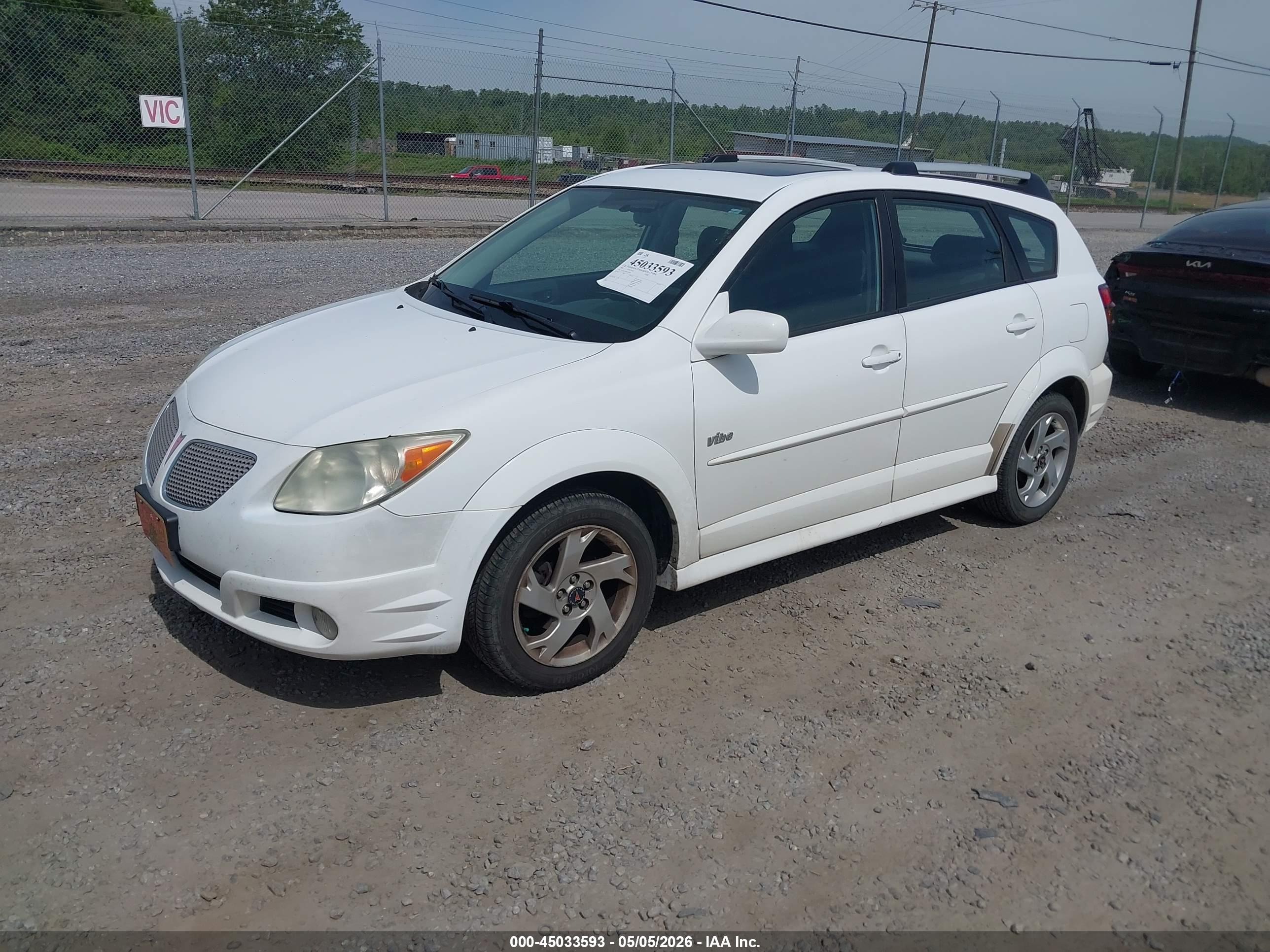 PONTIAC VIBE image 2