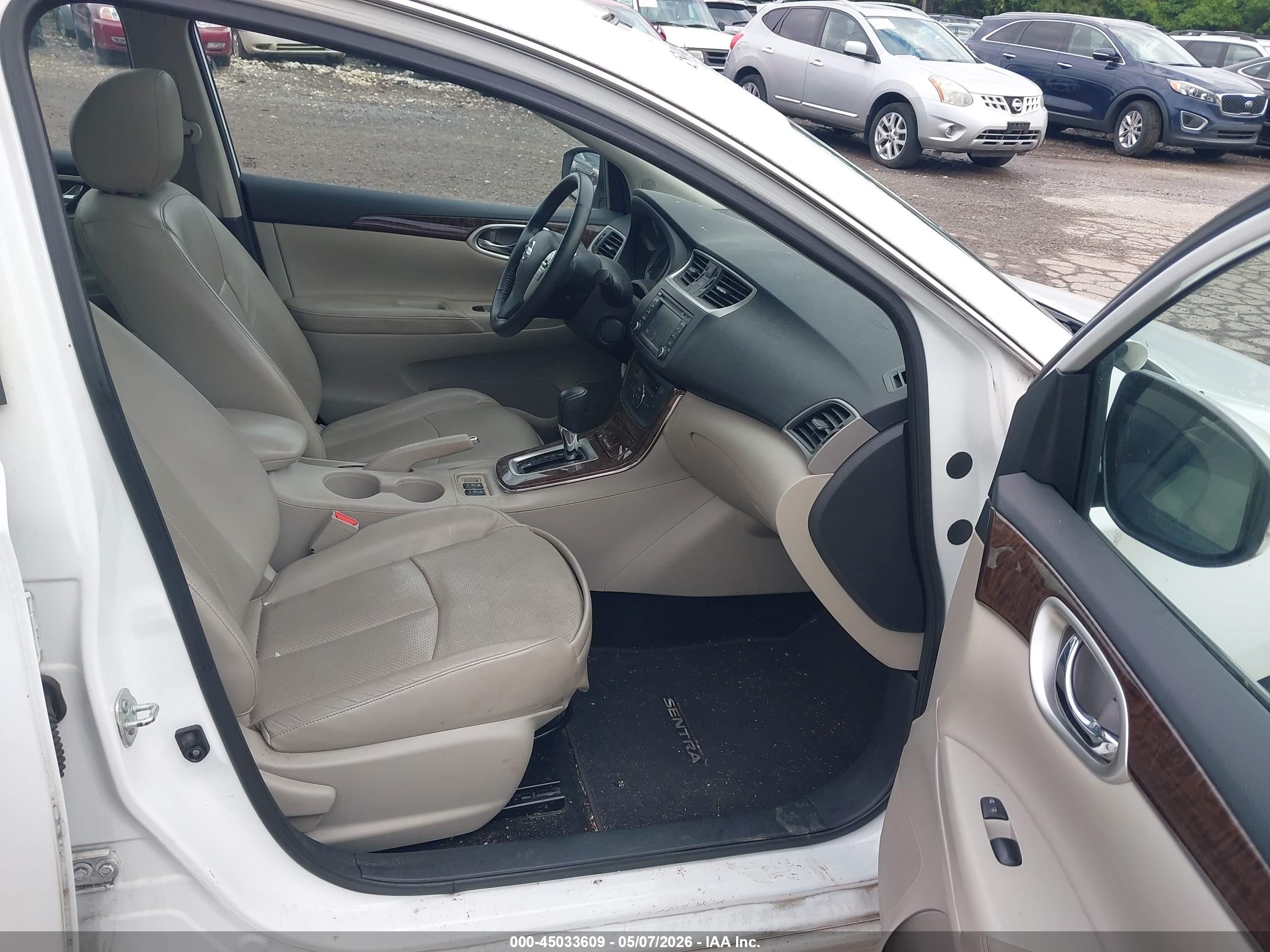 NISSAN SENTRA image 5