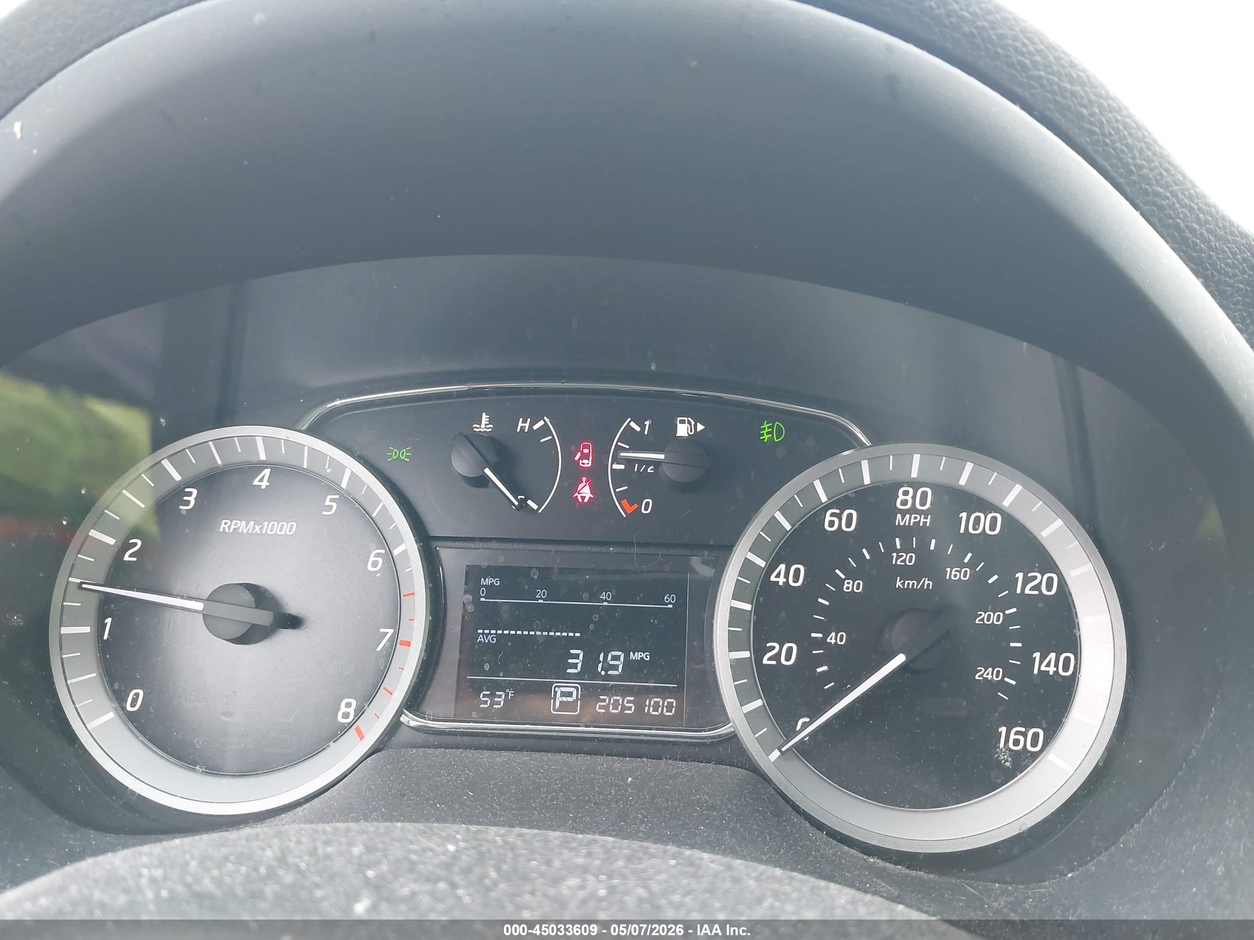 NISSAN SENTRA image 7