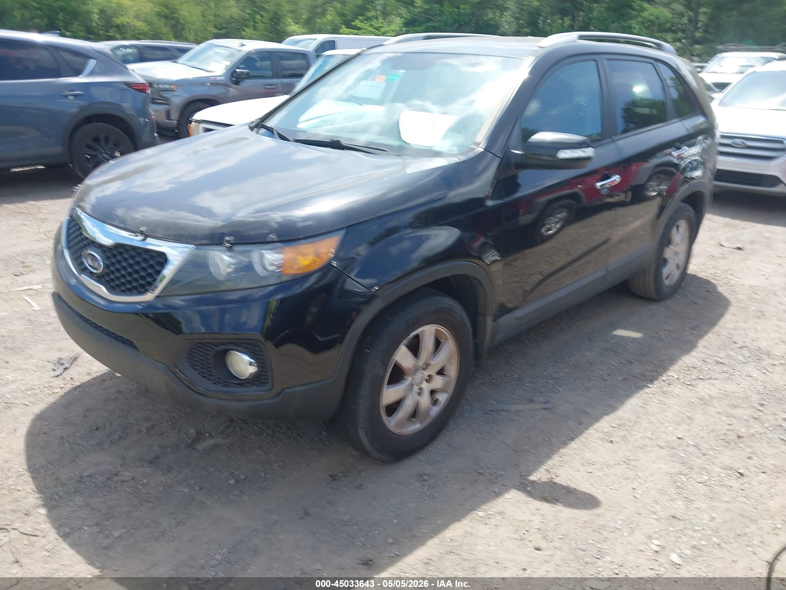 KIA SORENTO image 2