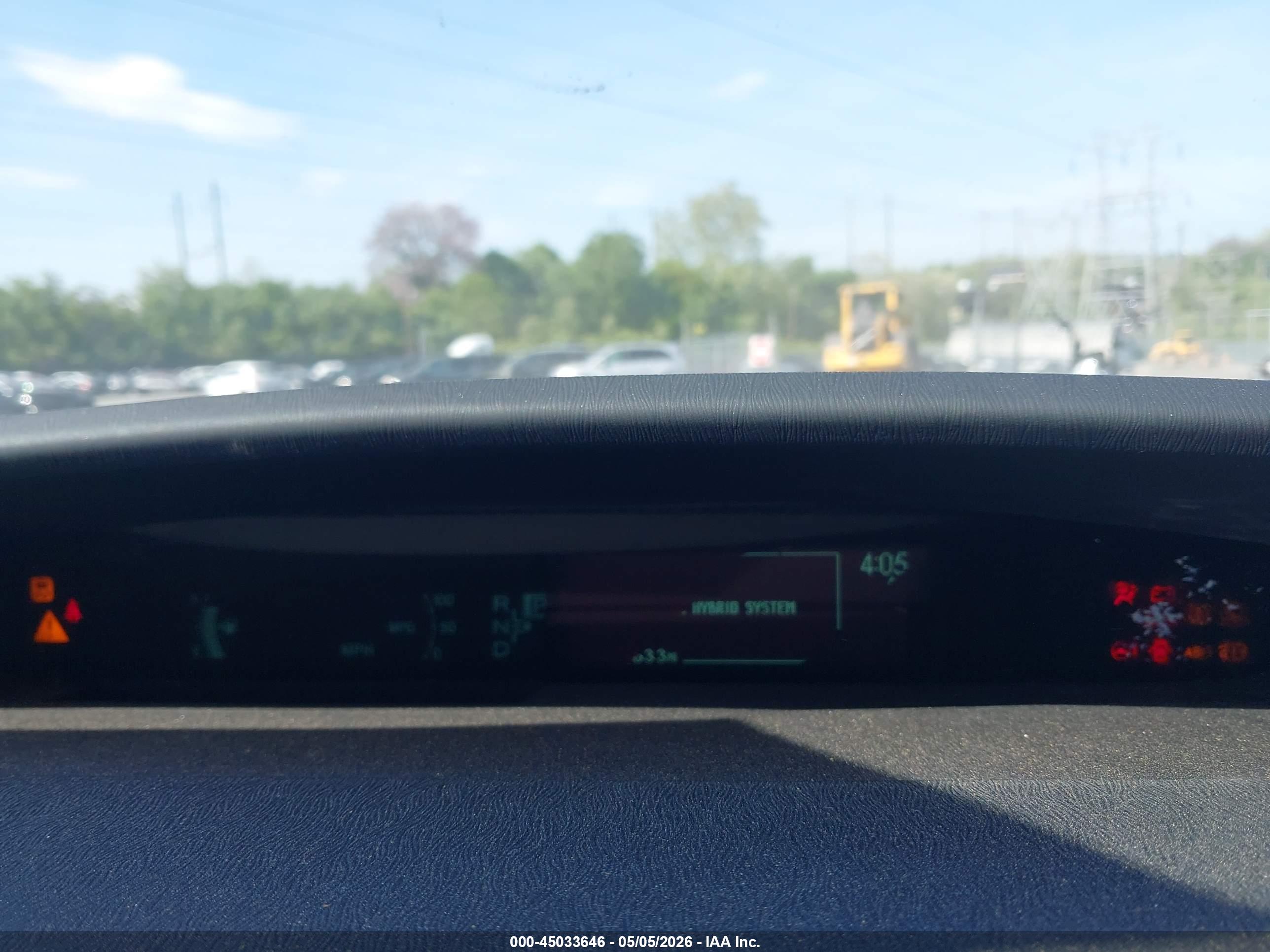 TOYOTA PRIUS image 7
