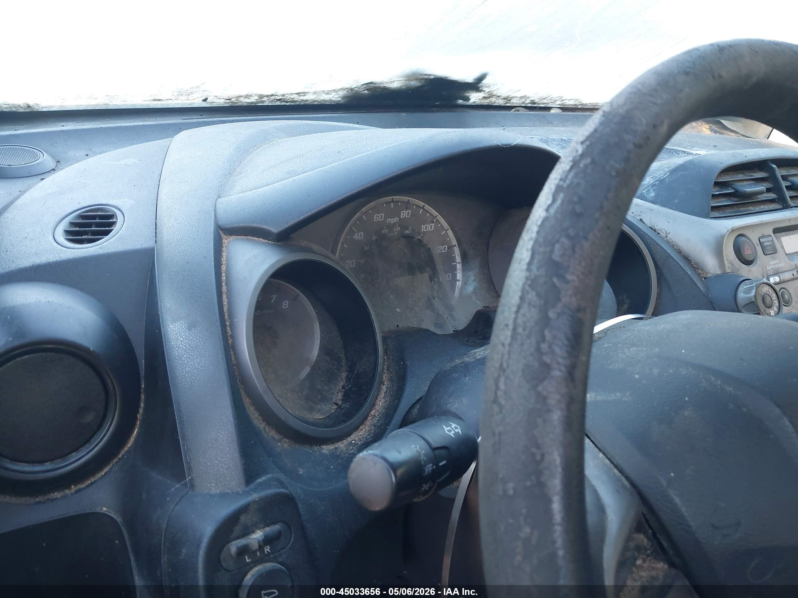 HONDA FIT image 7