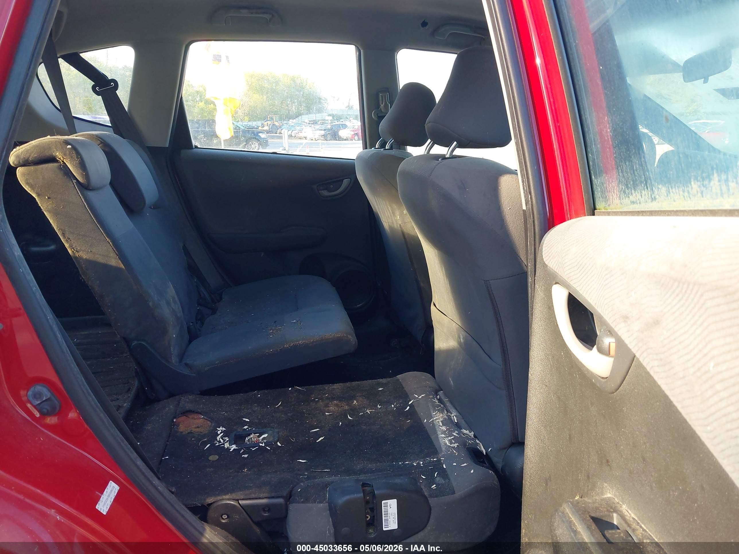 HONDA FIT image 8