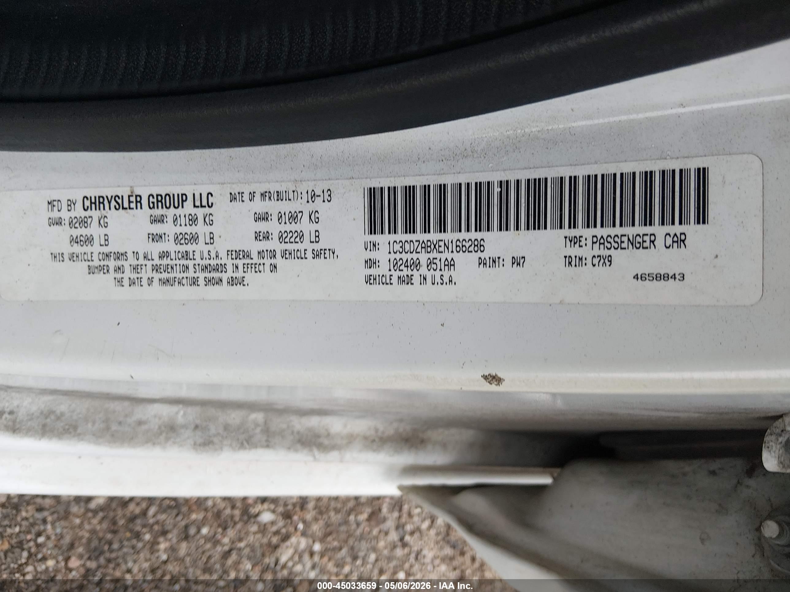 DODGE AVENGER image 9