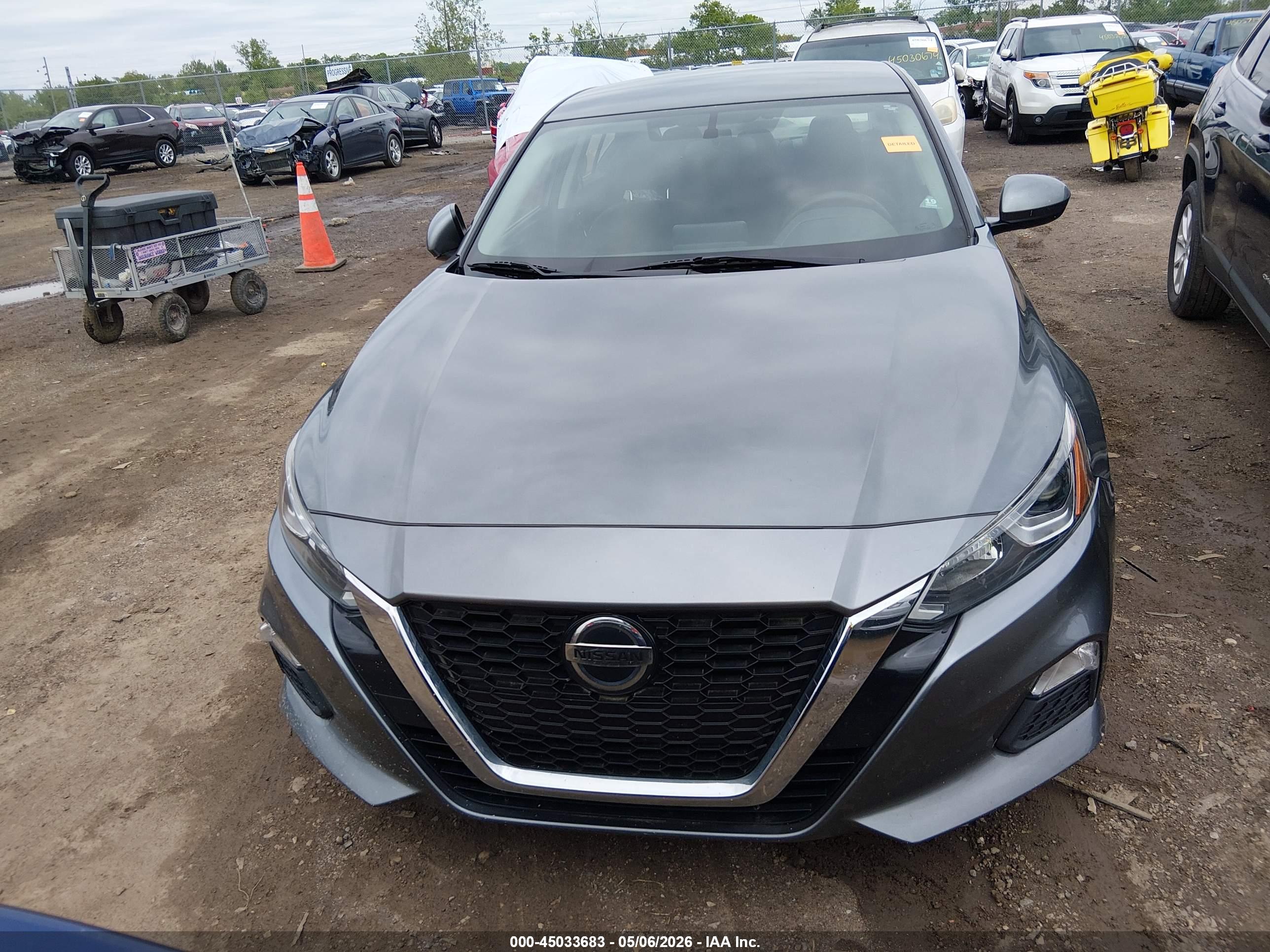 NISSAN ALTIMA image 6