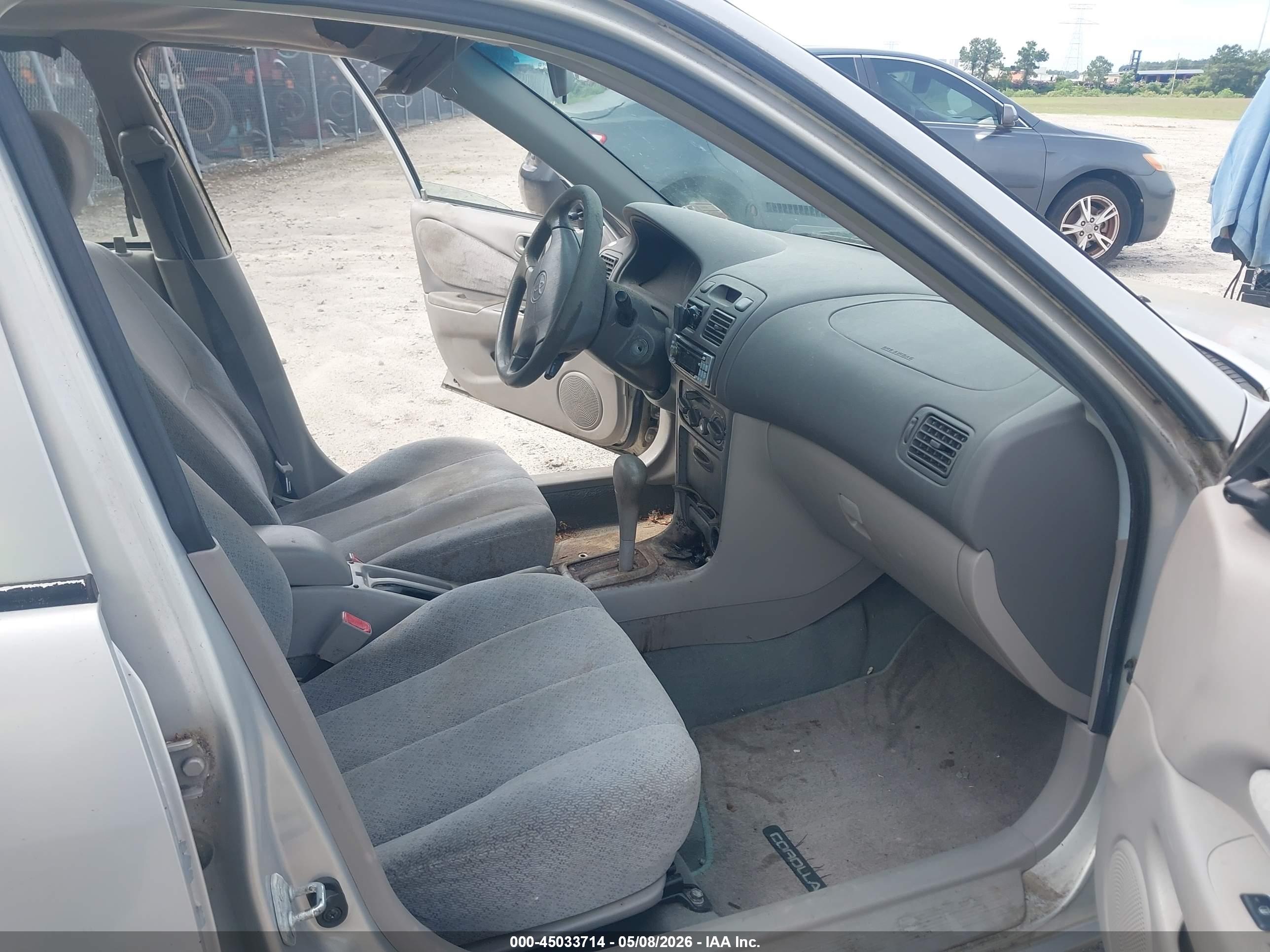 TOYOTA COROLLA image 5