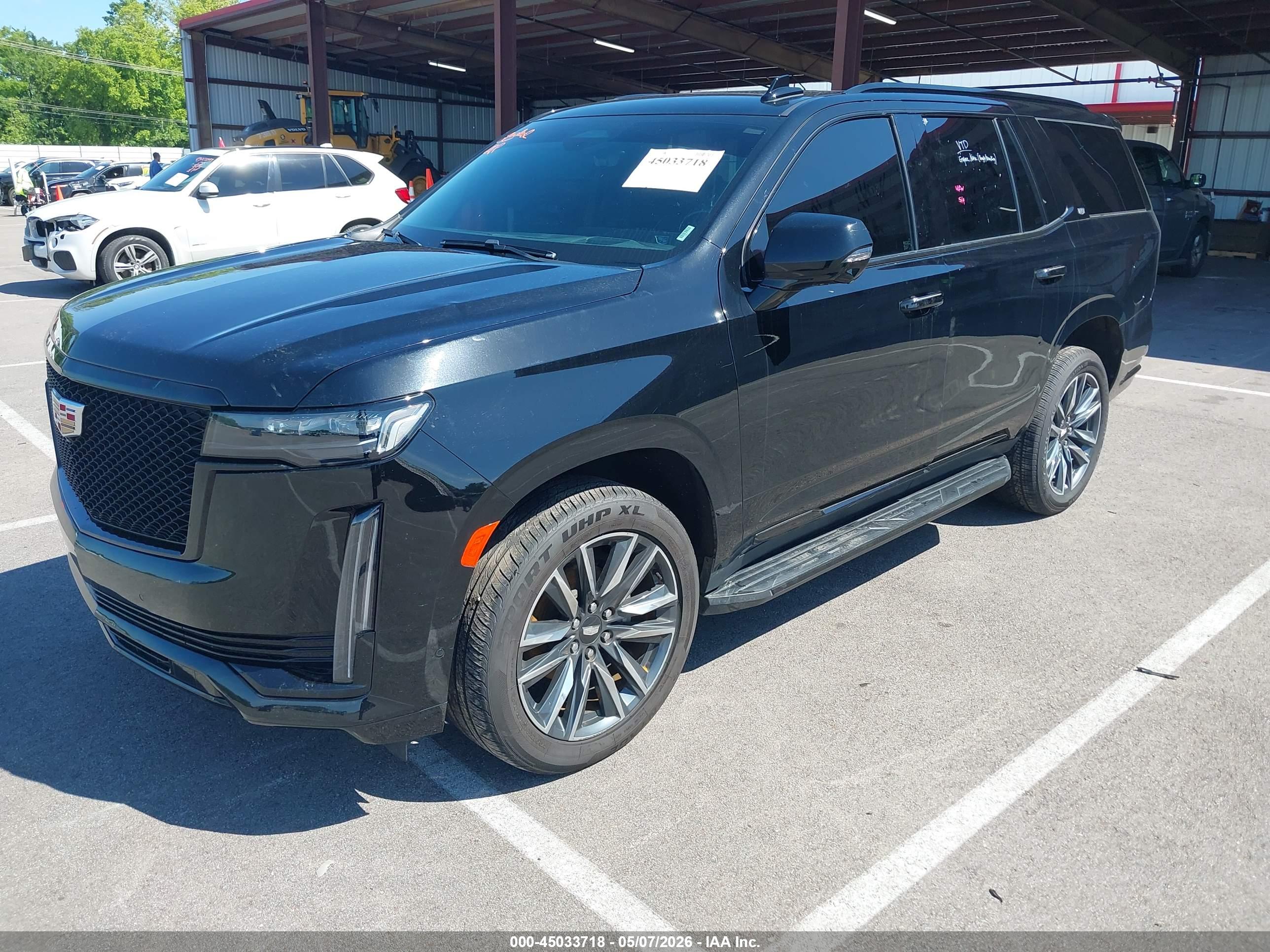 CADILLAC ESCALADE image 2