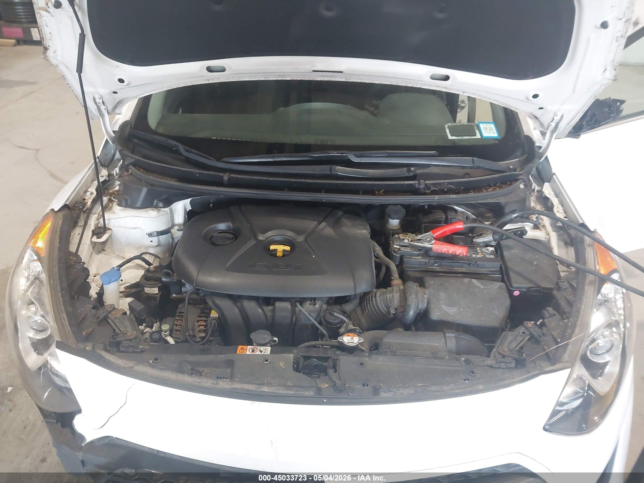 HYUNDAI ELANTRA image 10