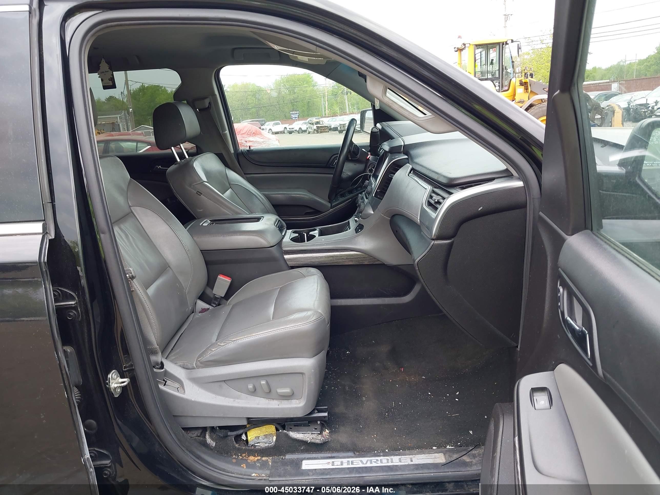 CHEVROLET TAHOE image 5