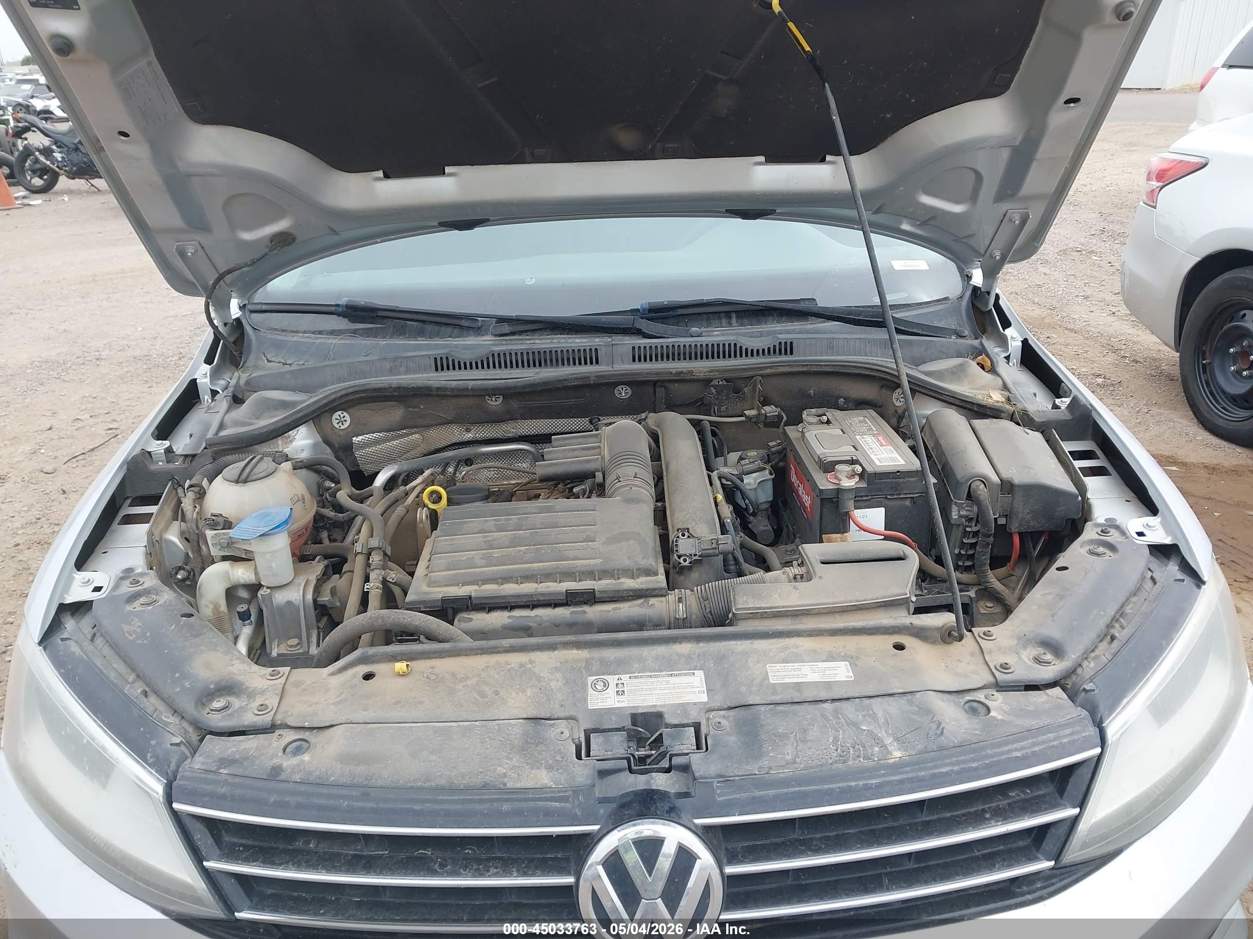 VOLKSWAGEN JETTA image 10