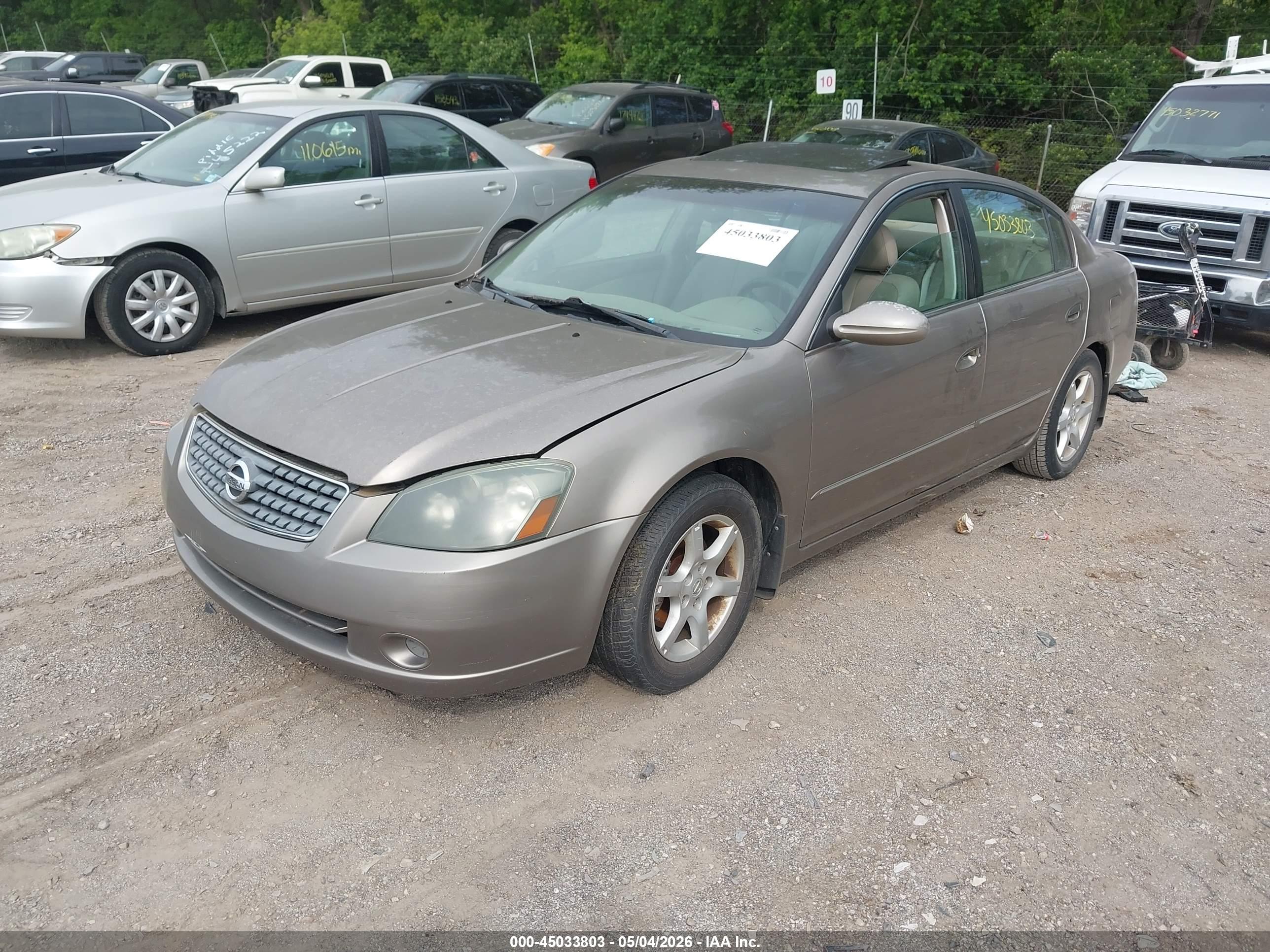 NISSAN ALTIMA image 2