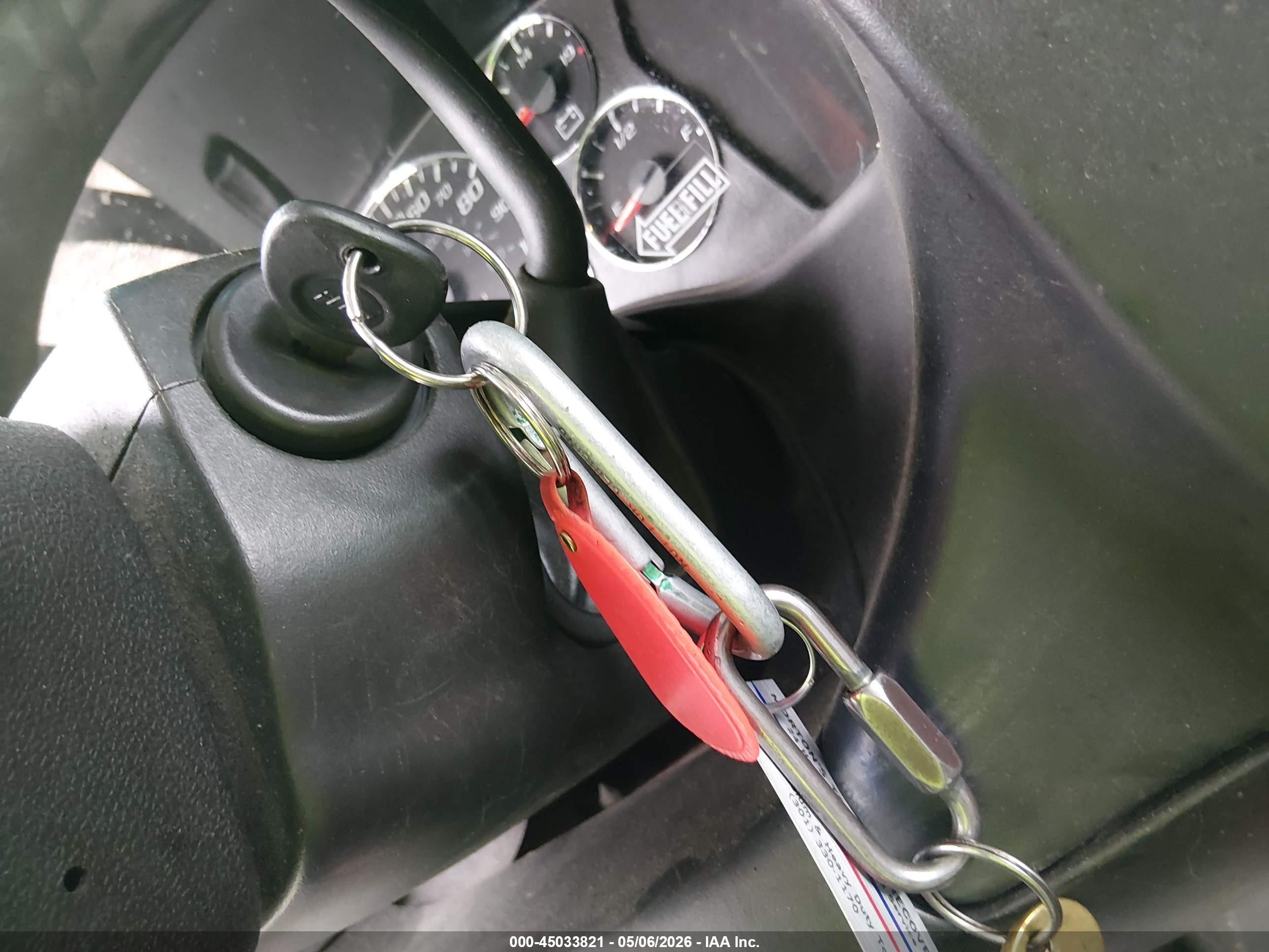 GMC SAVANA image 11