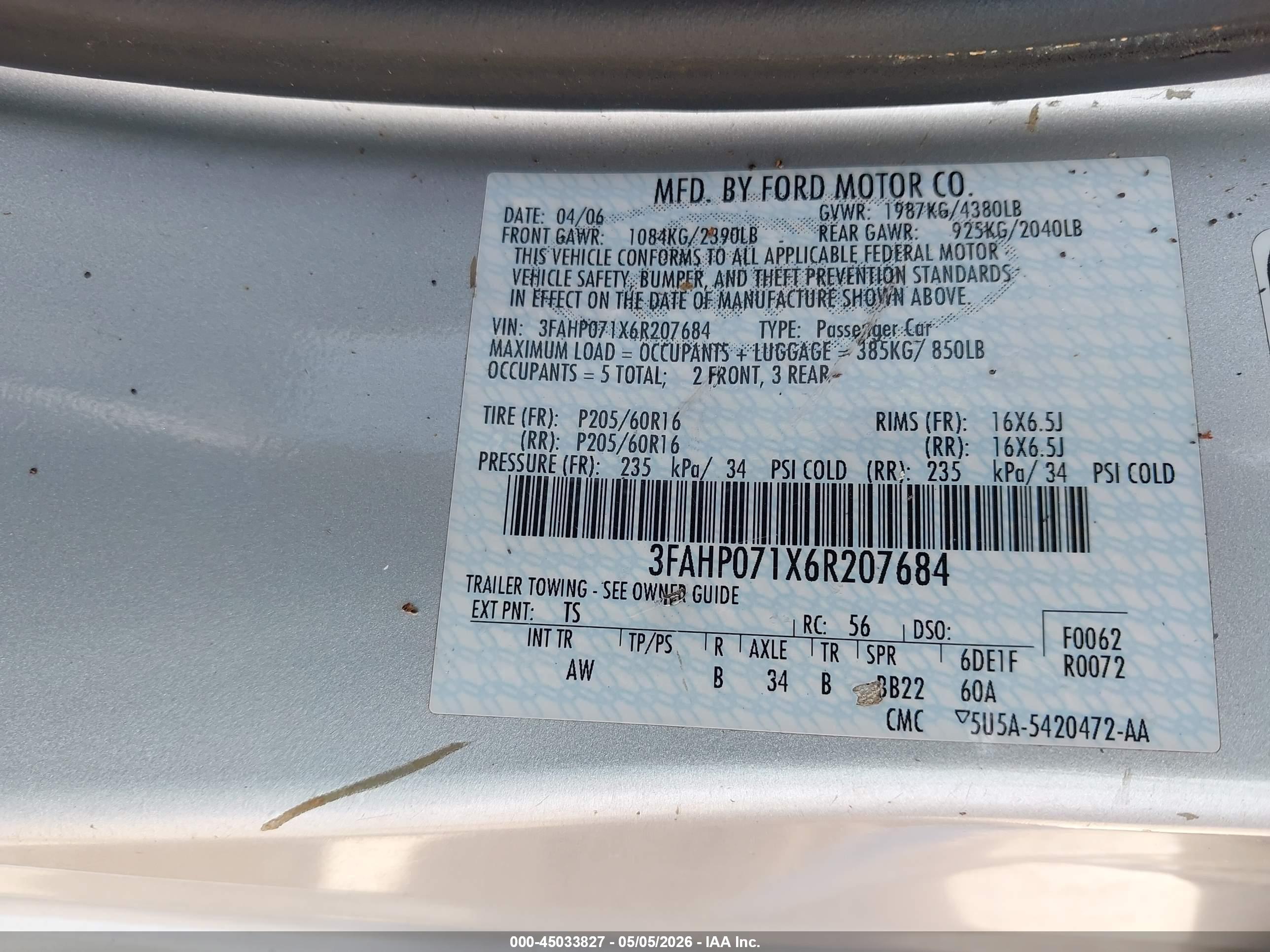 FORD FUSION image 9