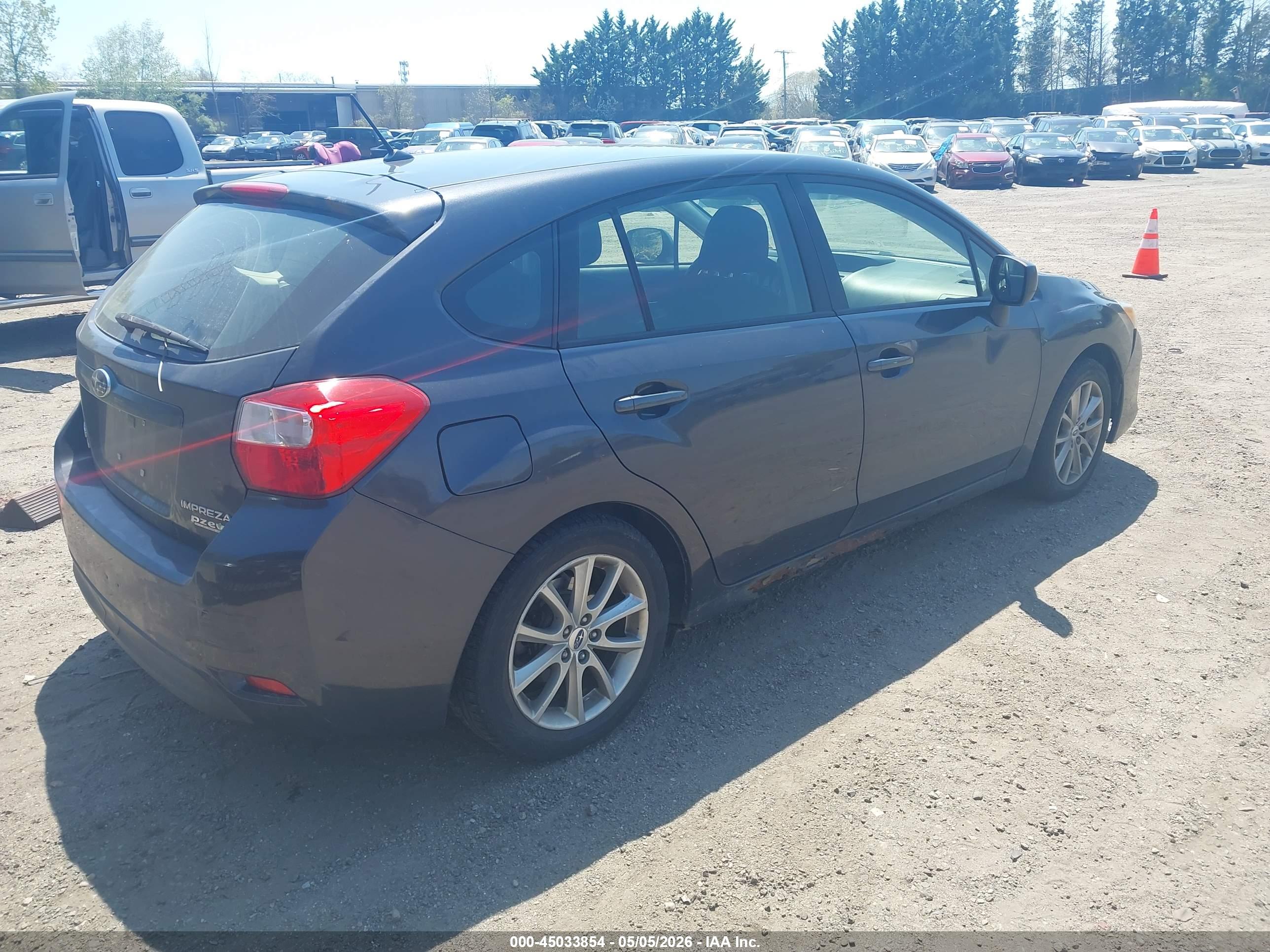 SUBARU IMPREZA image 4