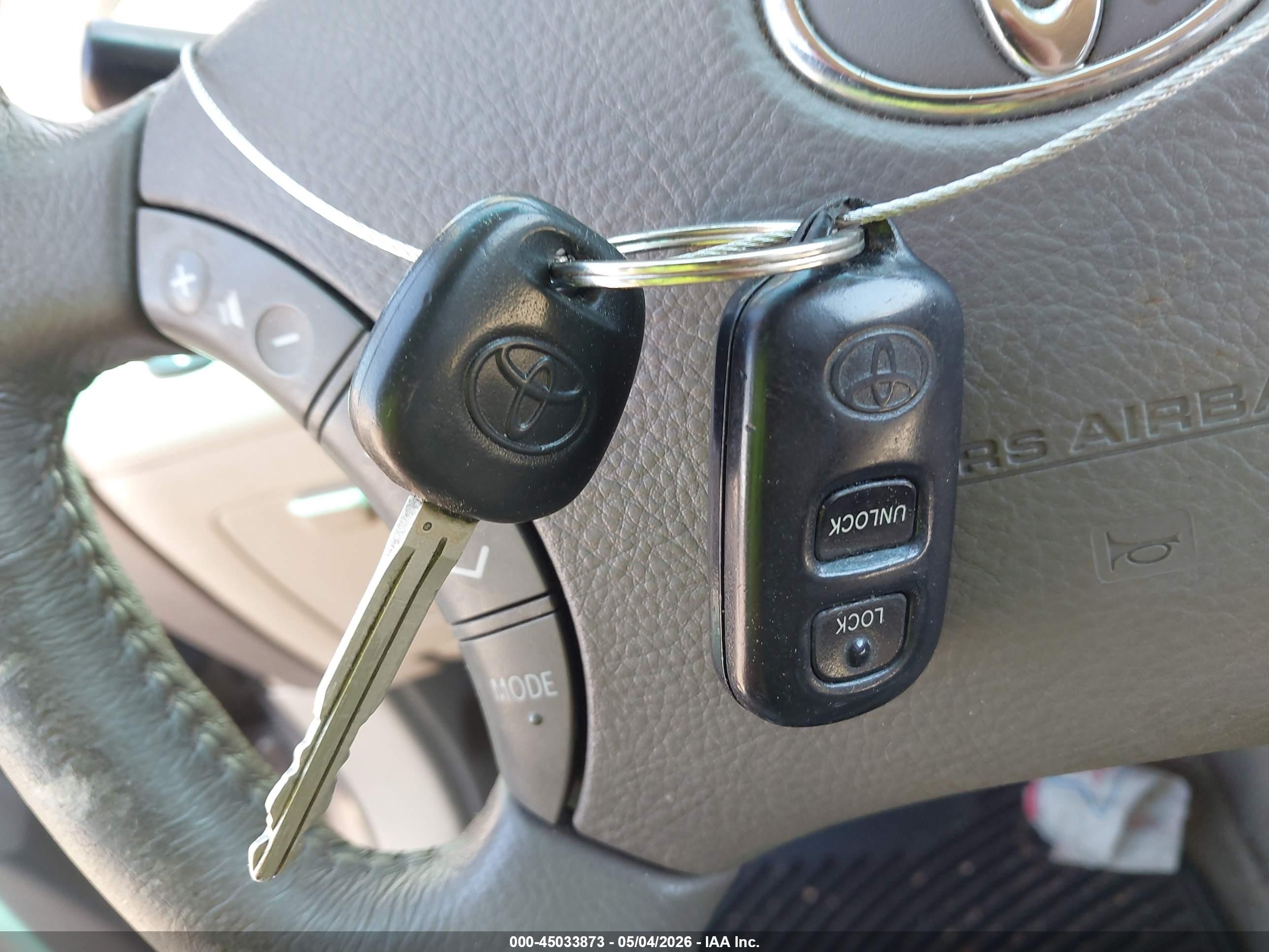 TOYOTA HIGHLANDER image 11