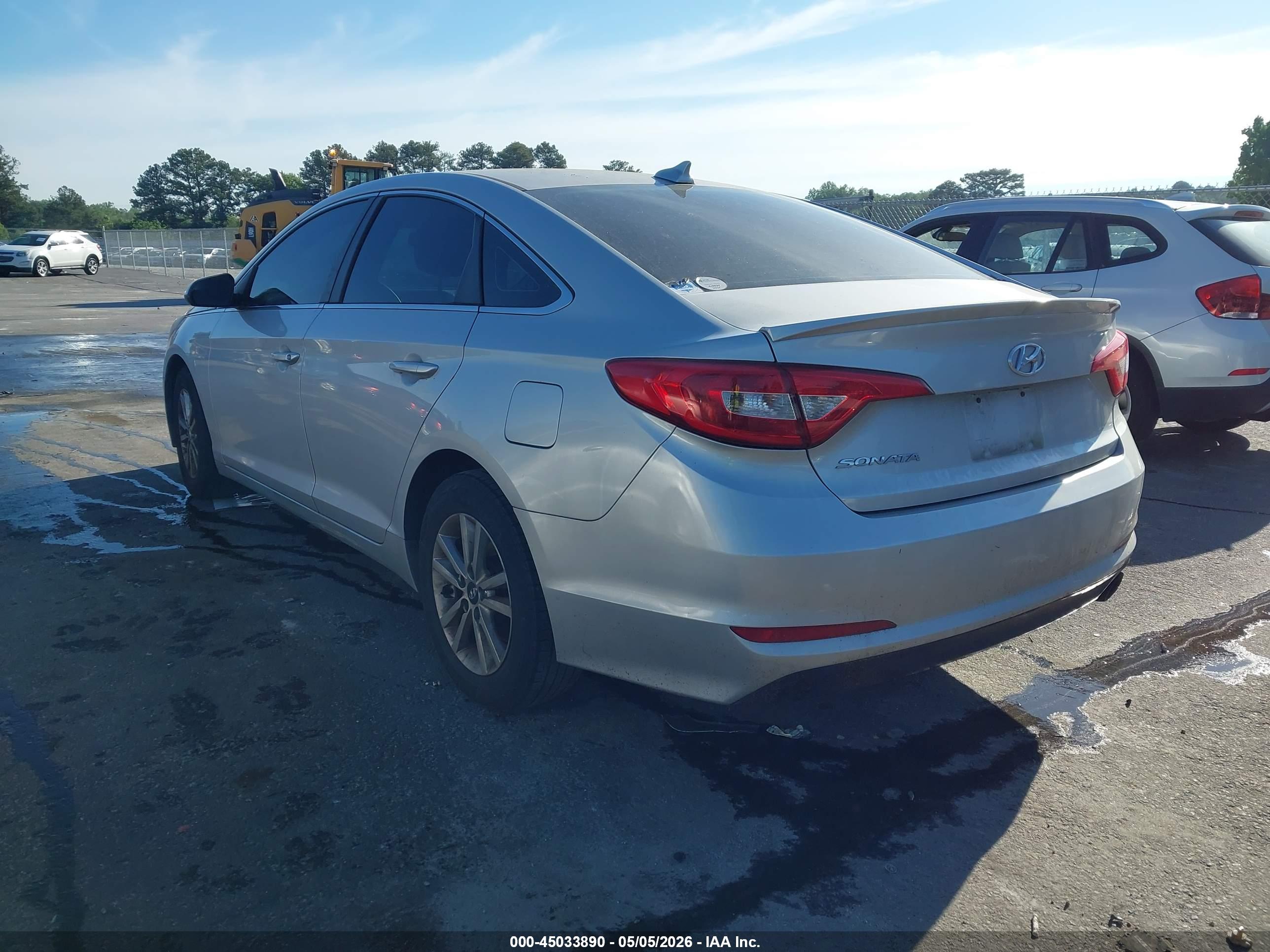 HYUNDAI SONATA image 3