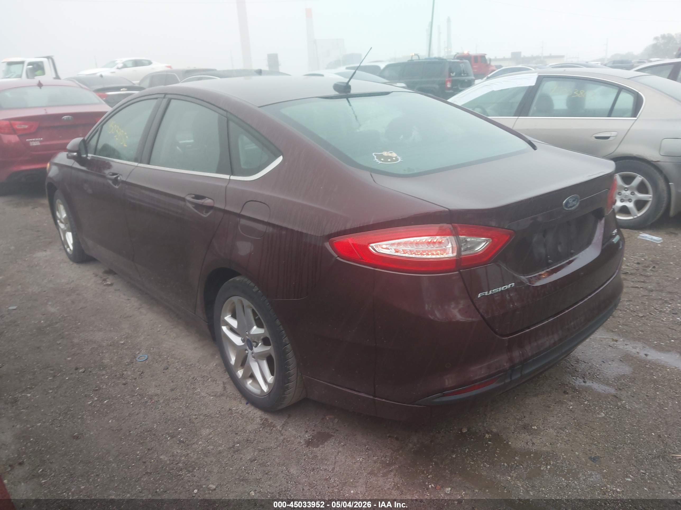 FORD FUSION image 3