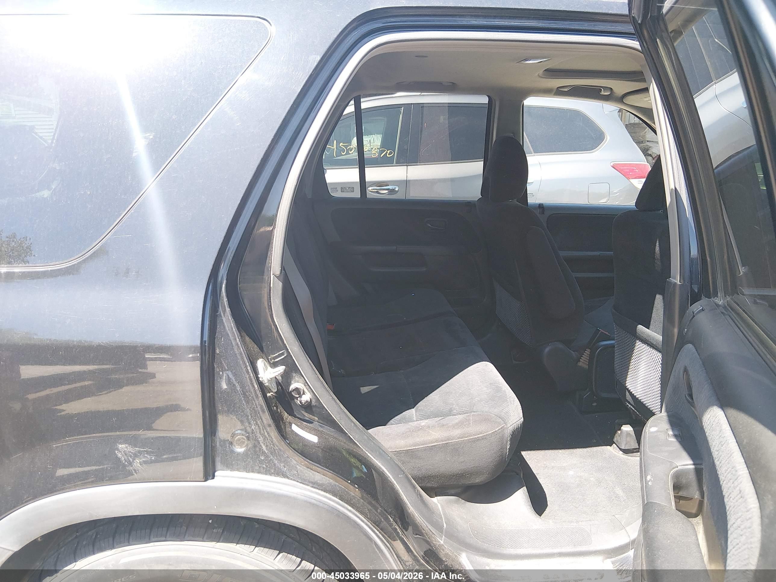HONDA CR-V image 8