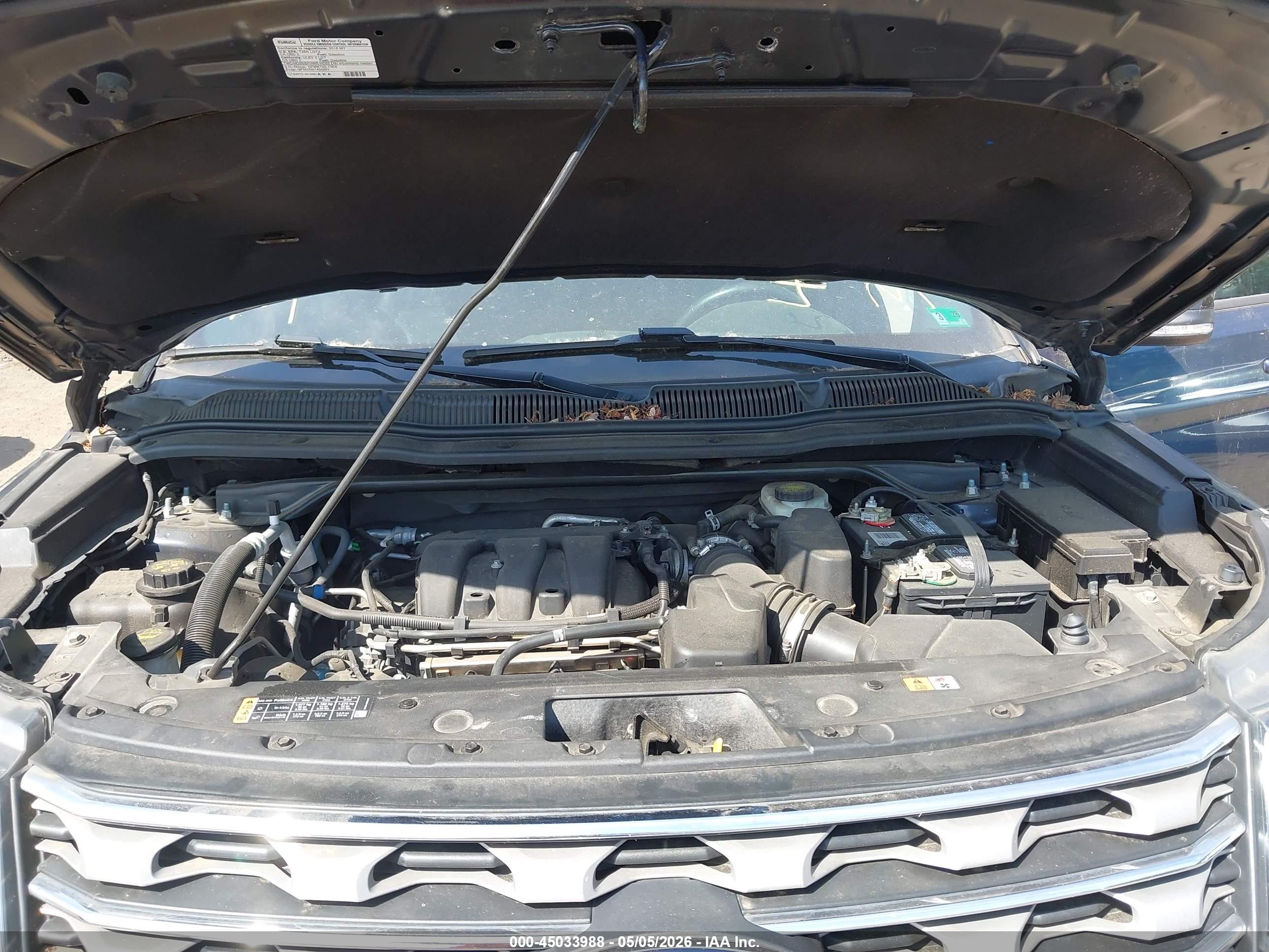 FORD EXPLORER image 10