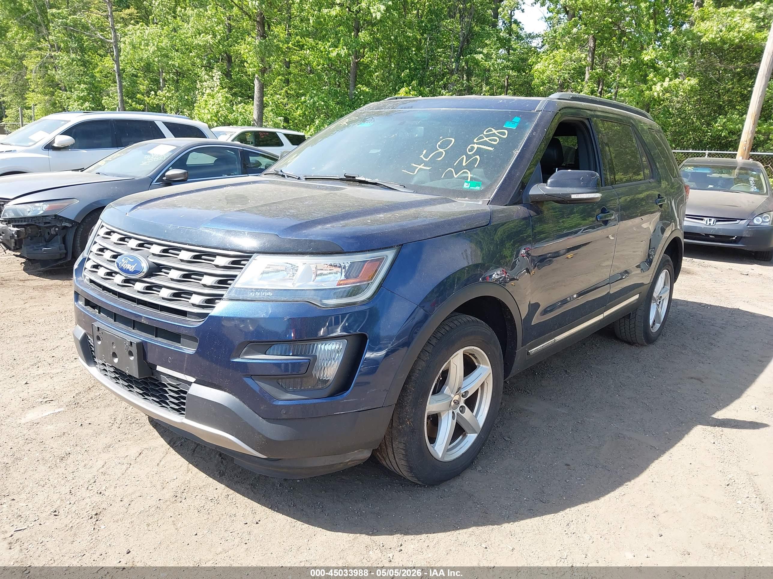 FORD EXPLORER image 2