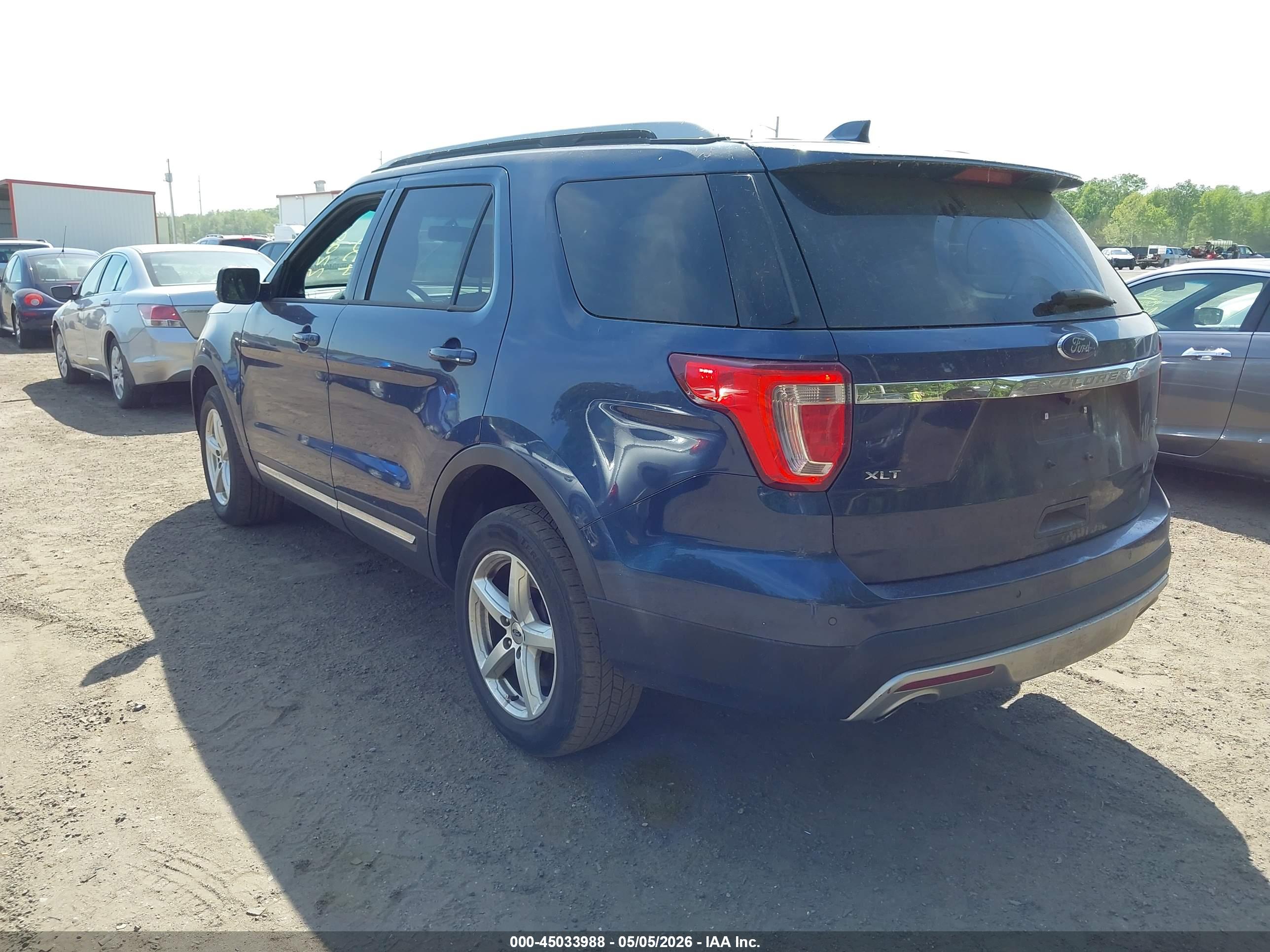 FORD EXPLORER image 3